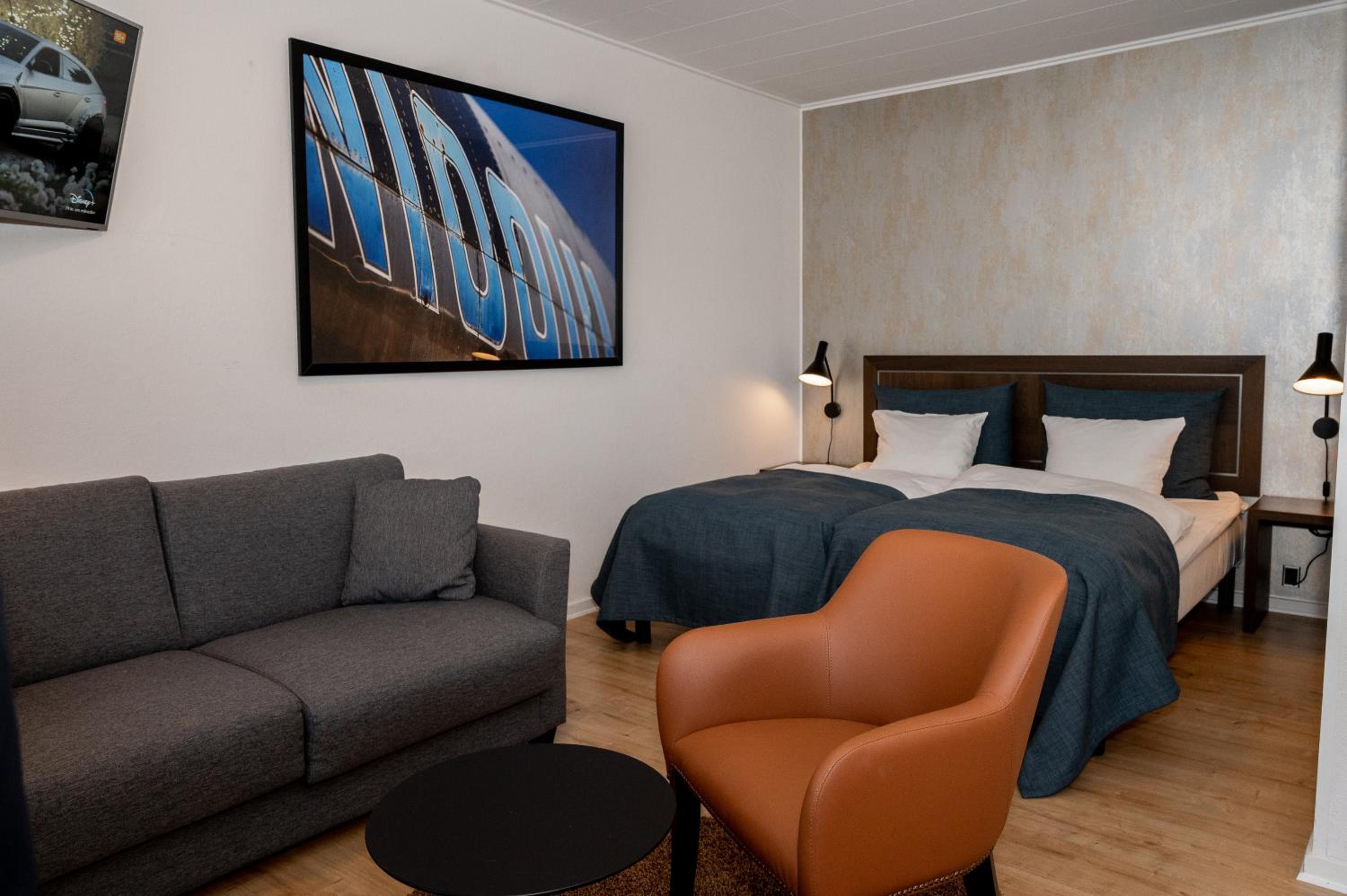 Standard Double Room - Photo 7