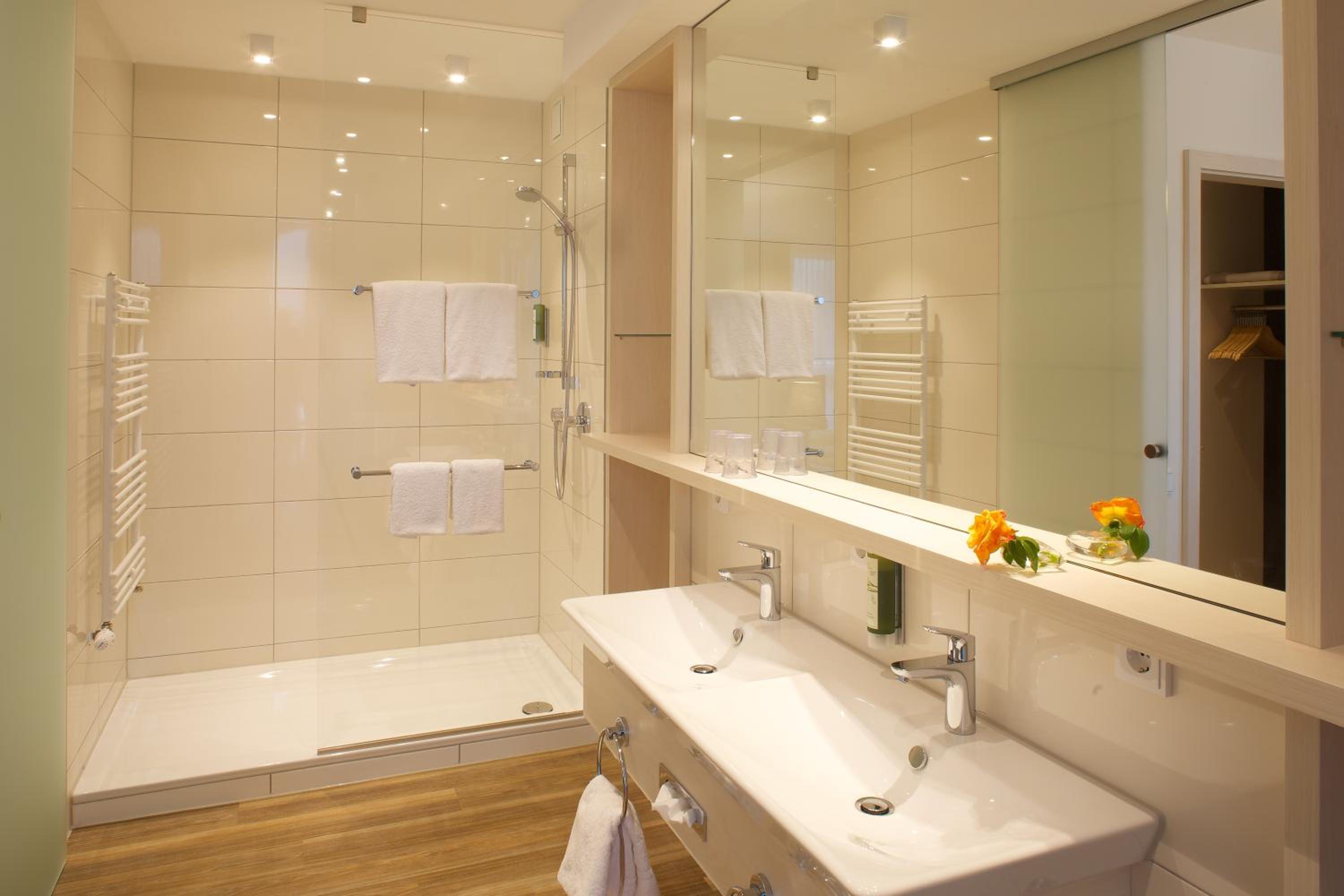 Junior Suite with Balcony photo 3
