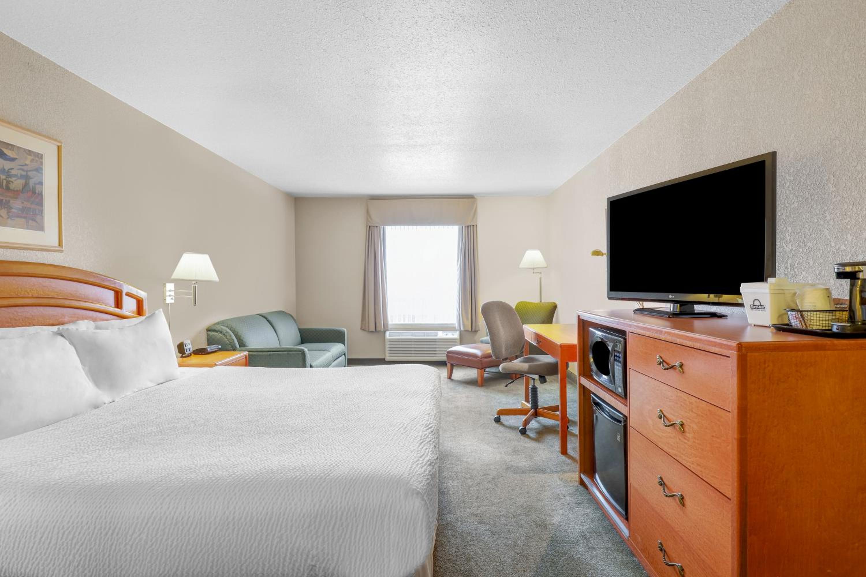 King Room - Non-Smoking