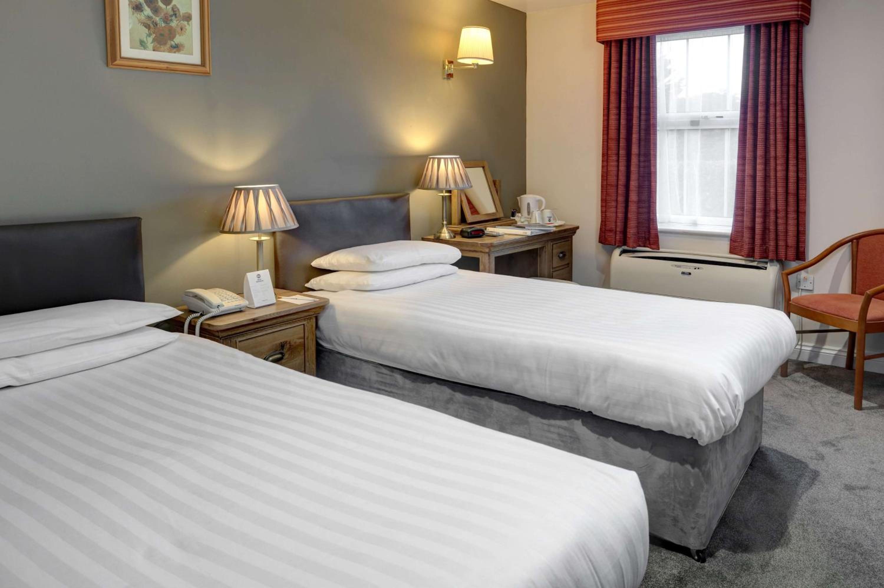 Standard Twin Room - Non-Smoking - Photo 1