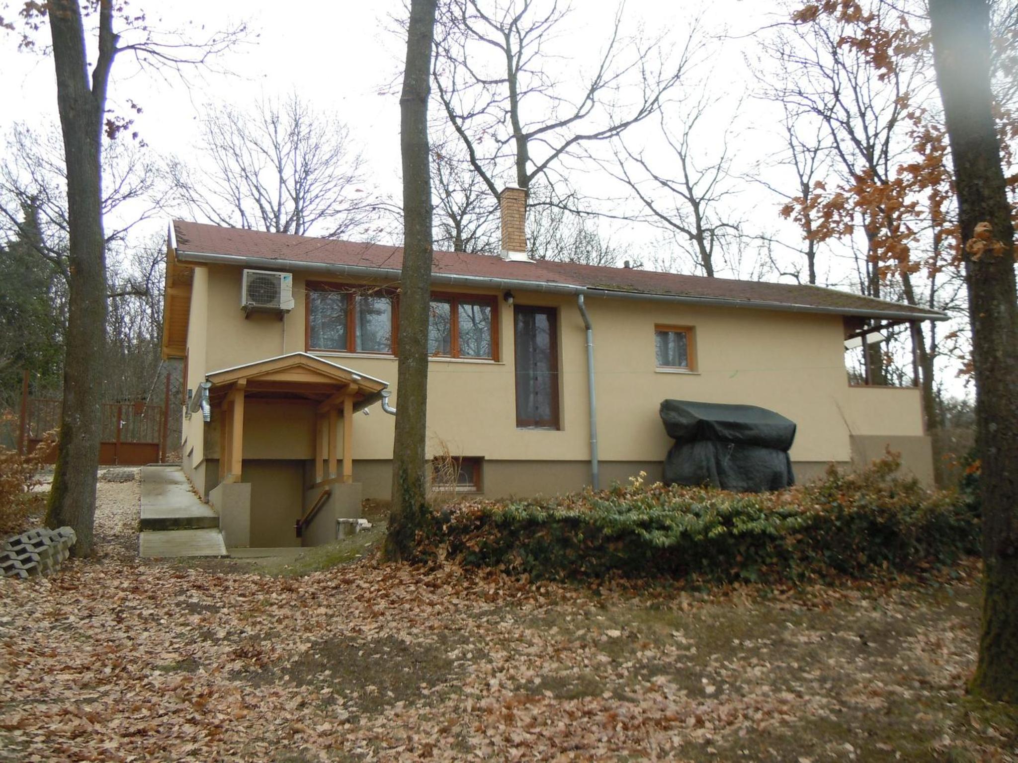 Two-Bedroom House - Photo 15