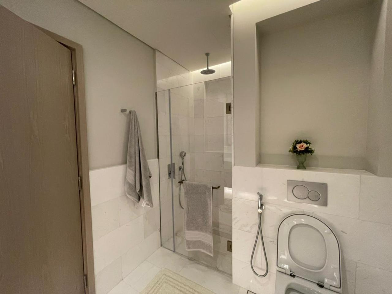 Studio Apartment photo 3