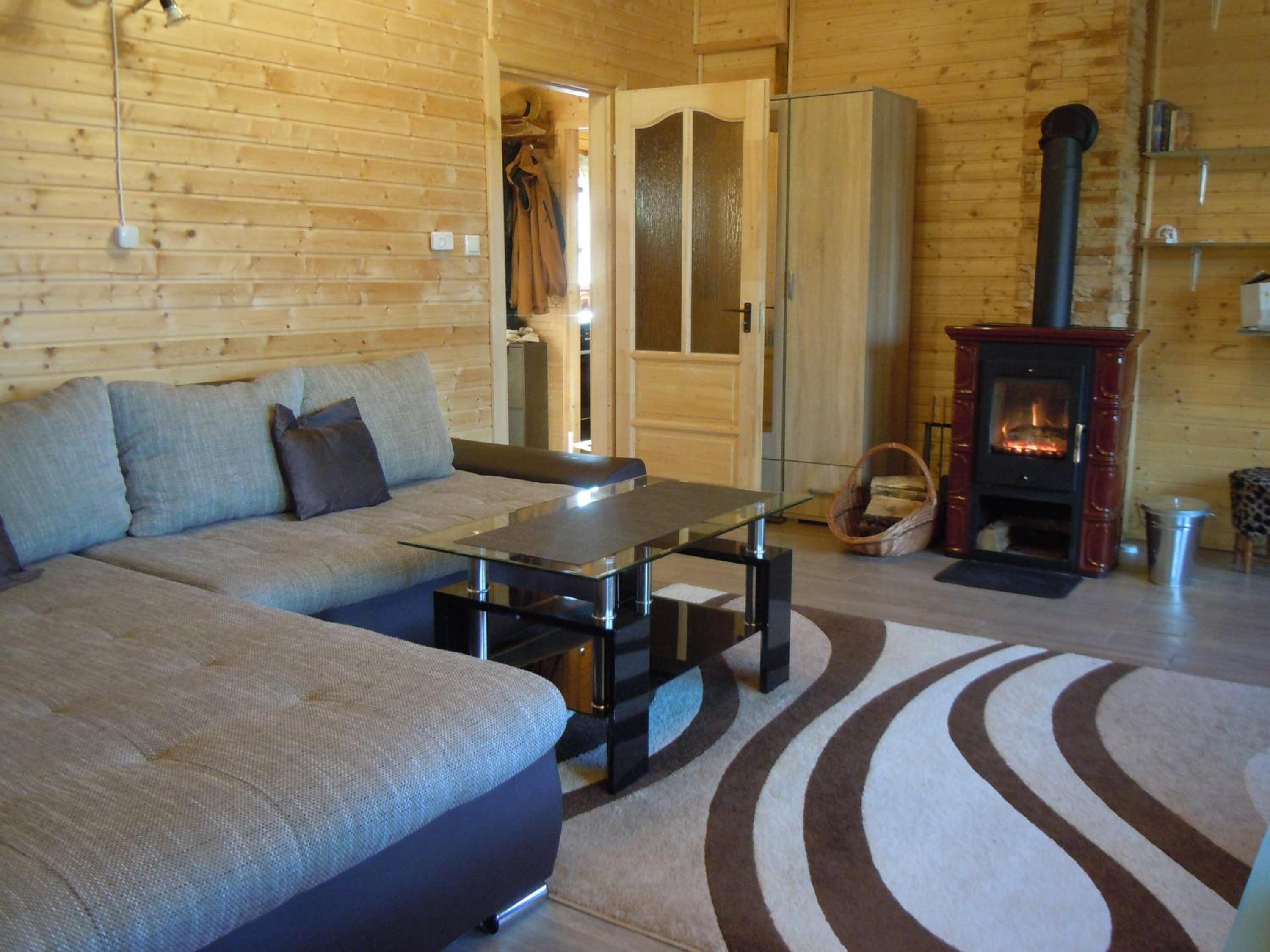 Two-Bedroom House - Photo 7