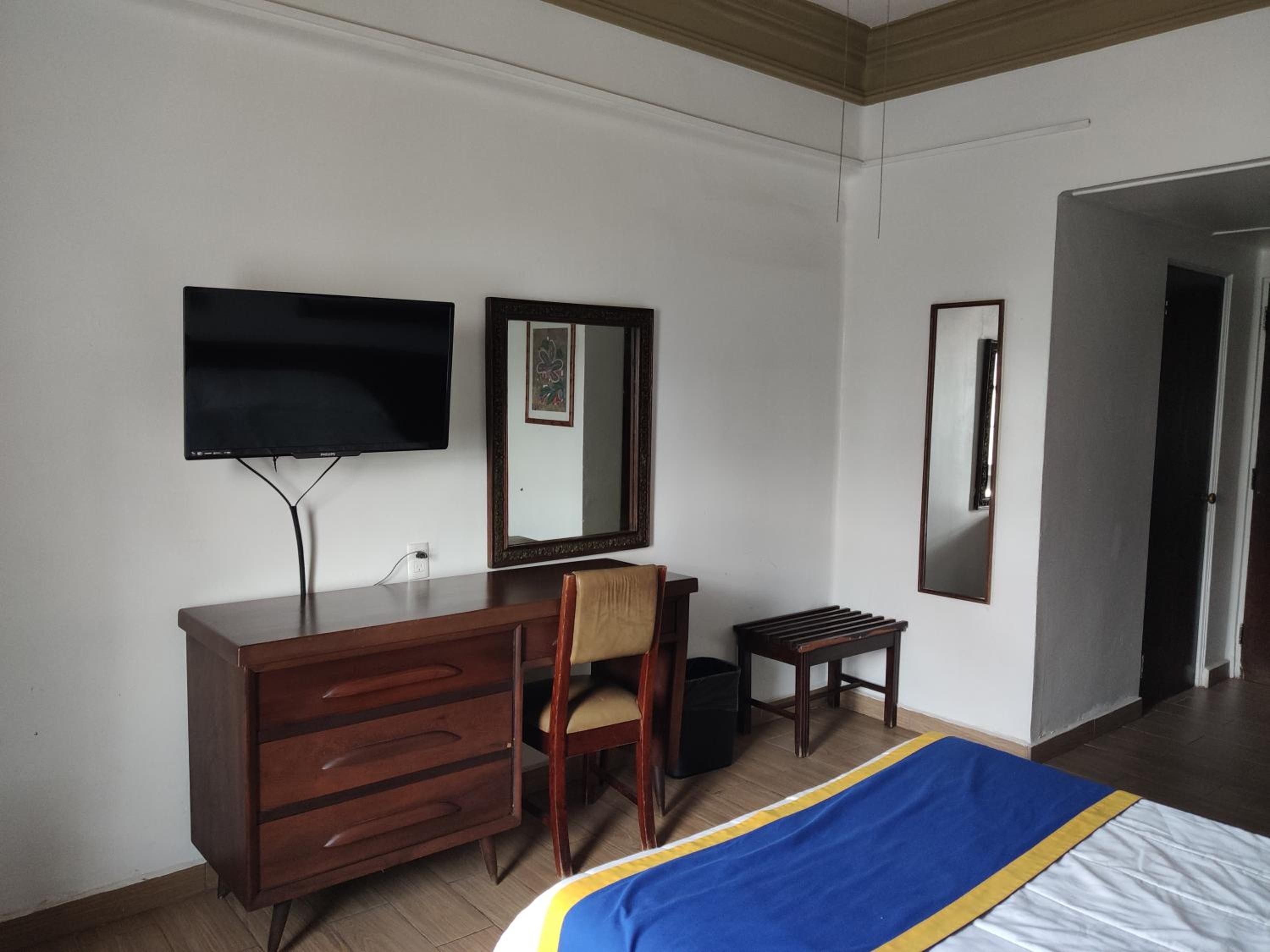 Budget Double Room photo 1