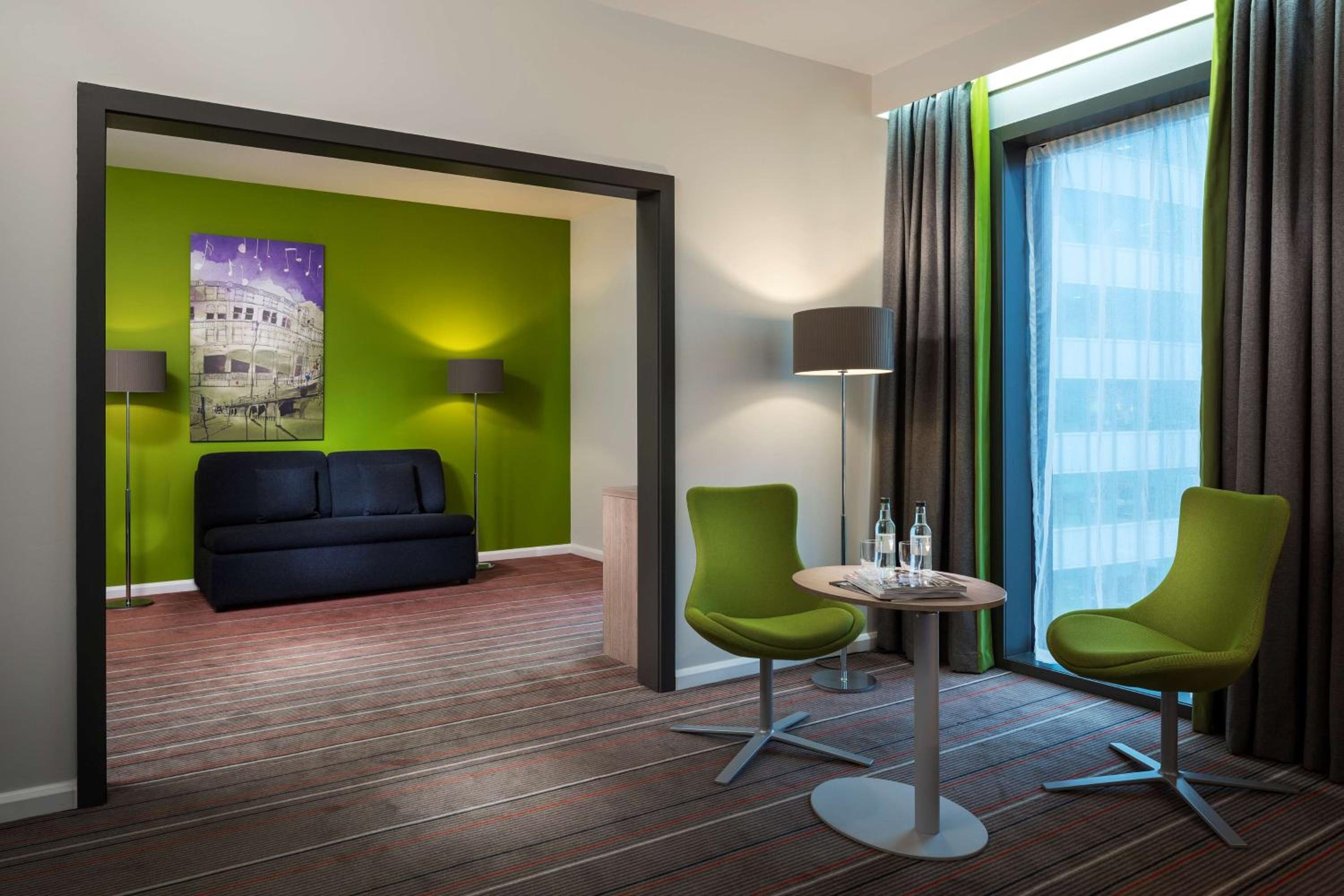 Net Zero One-Bedroom Suite - Photo 1