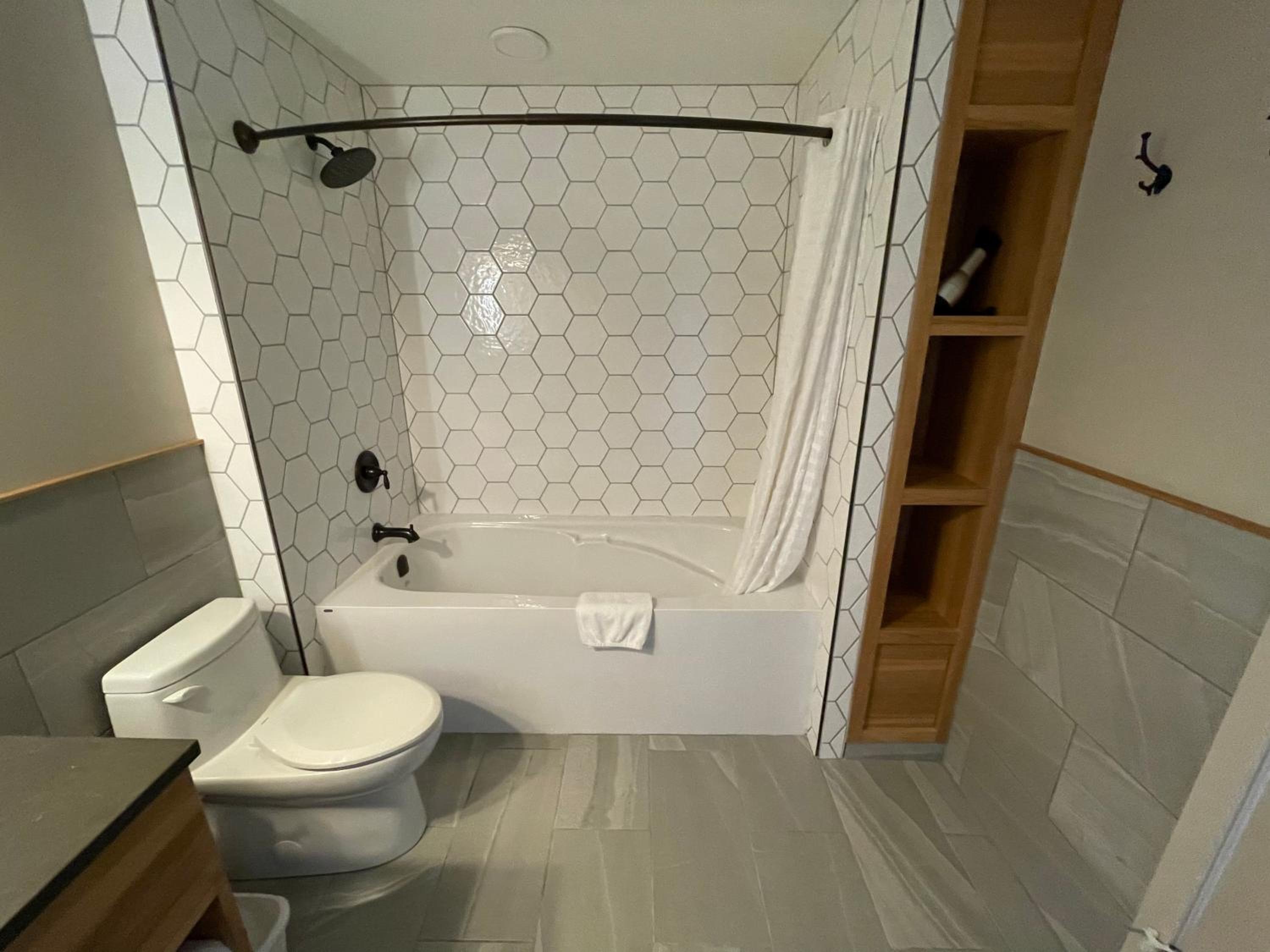Deluxe Queen Room photo 3
