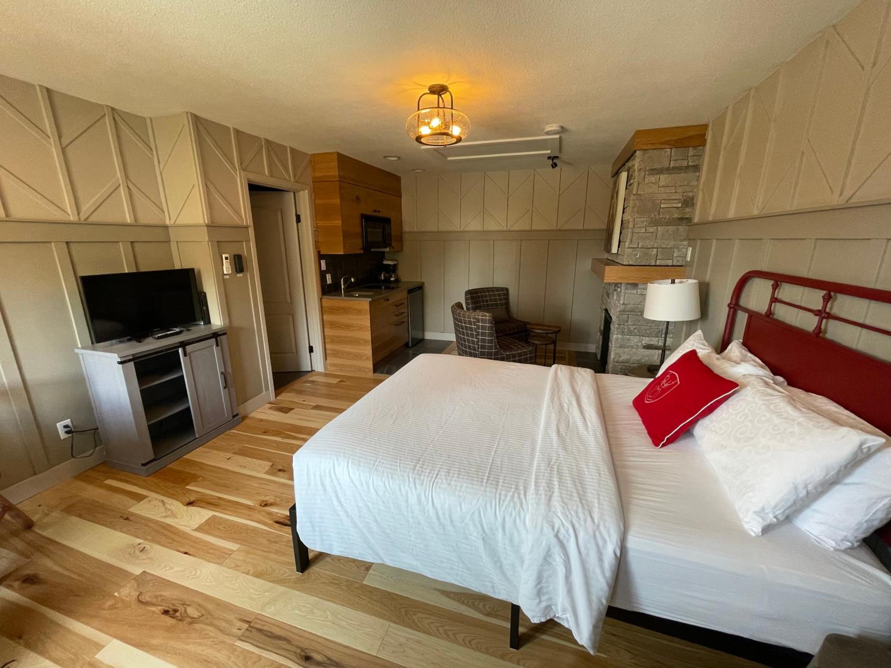 Deluxe Queen Room photo 2