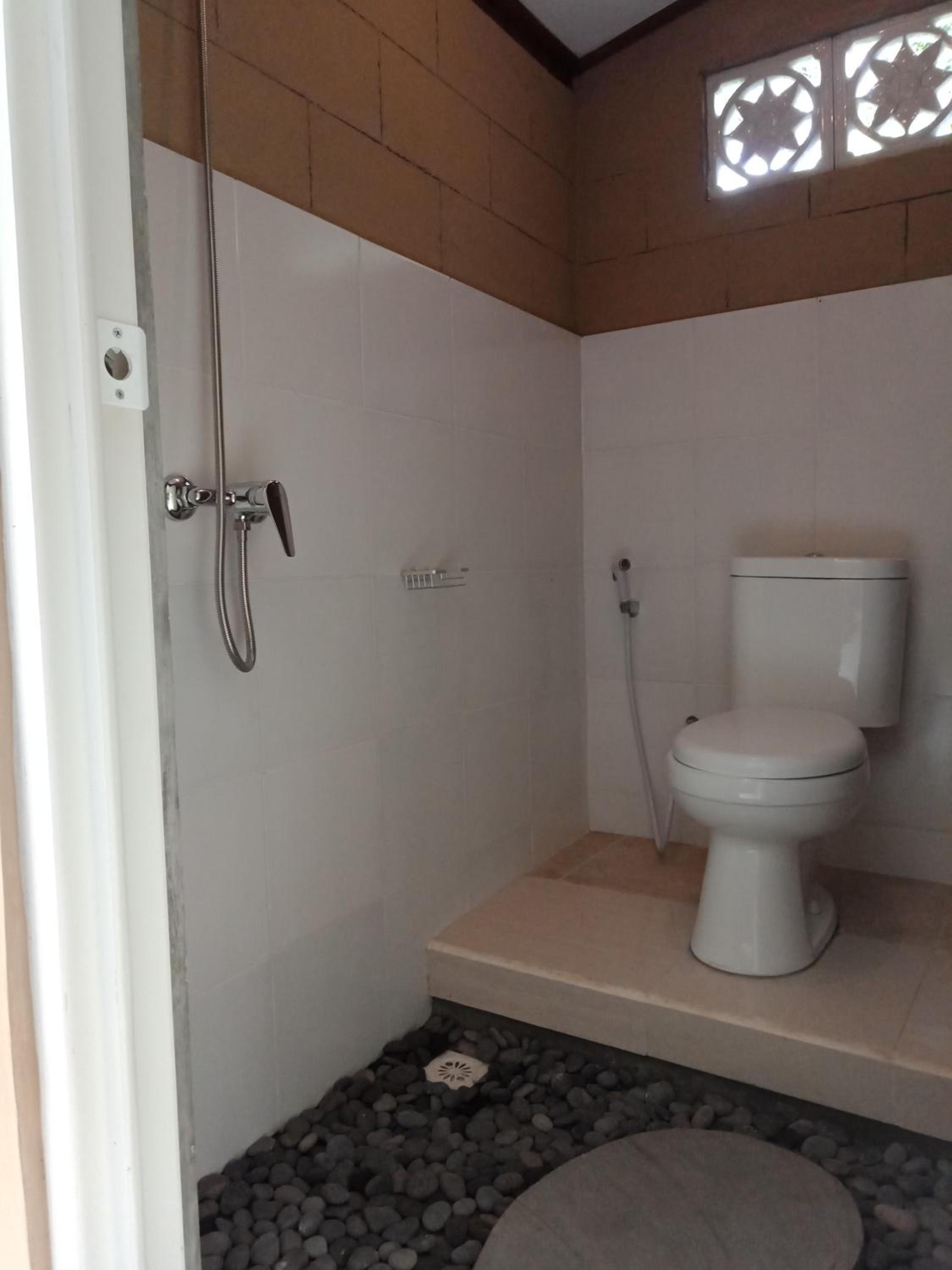 Double Room with Balcony - Photo 4