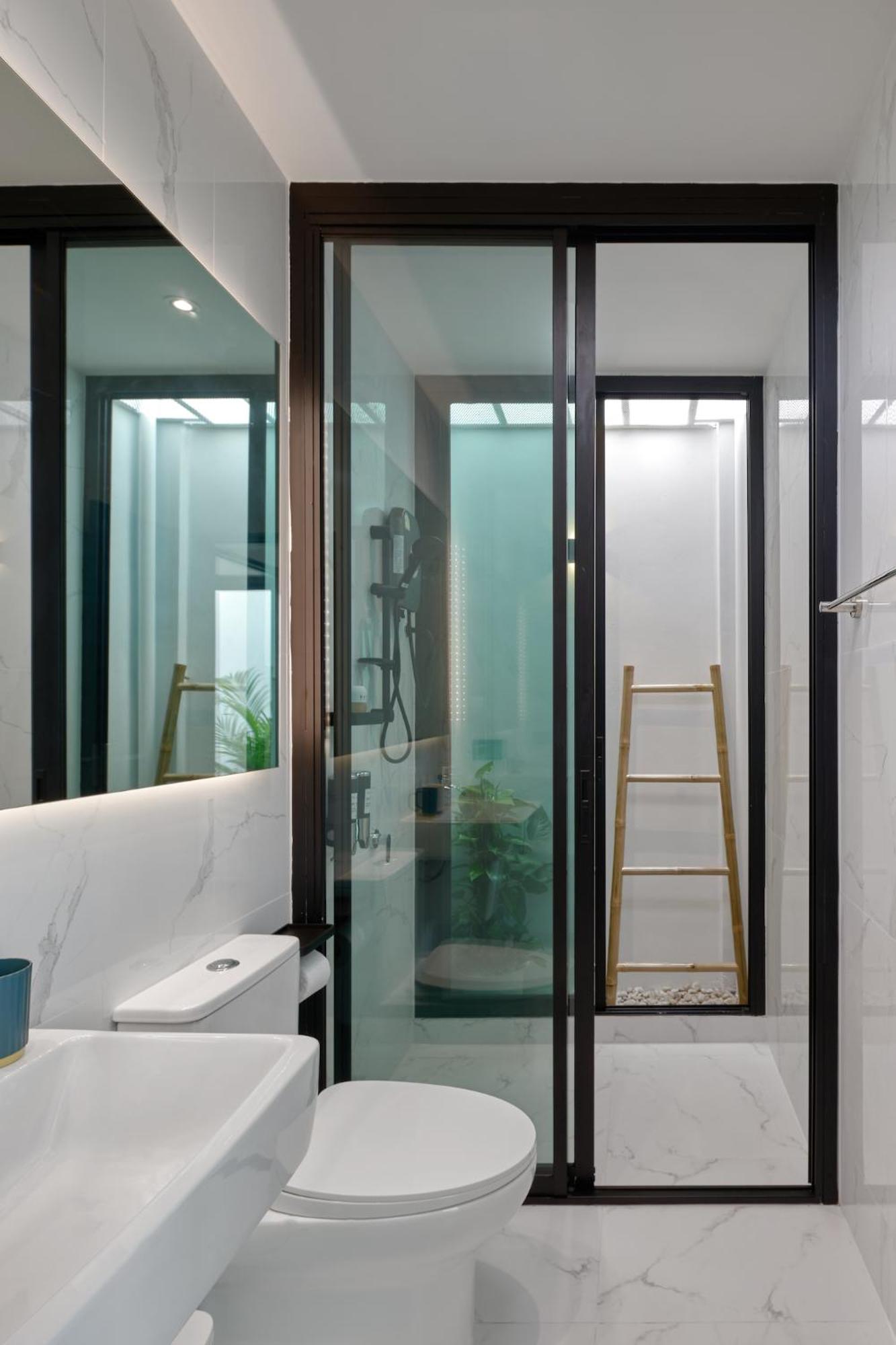 Three-Bedroom Villa - Photo 18