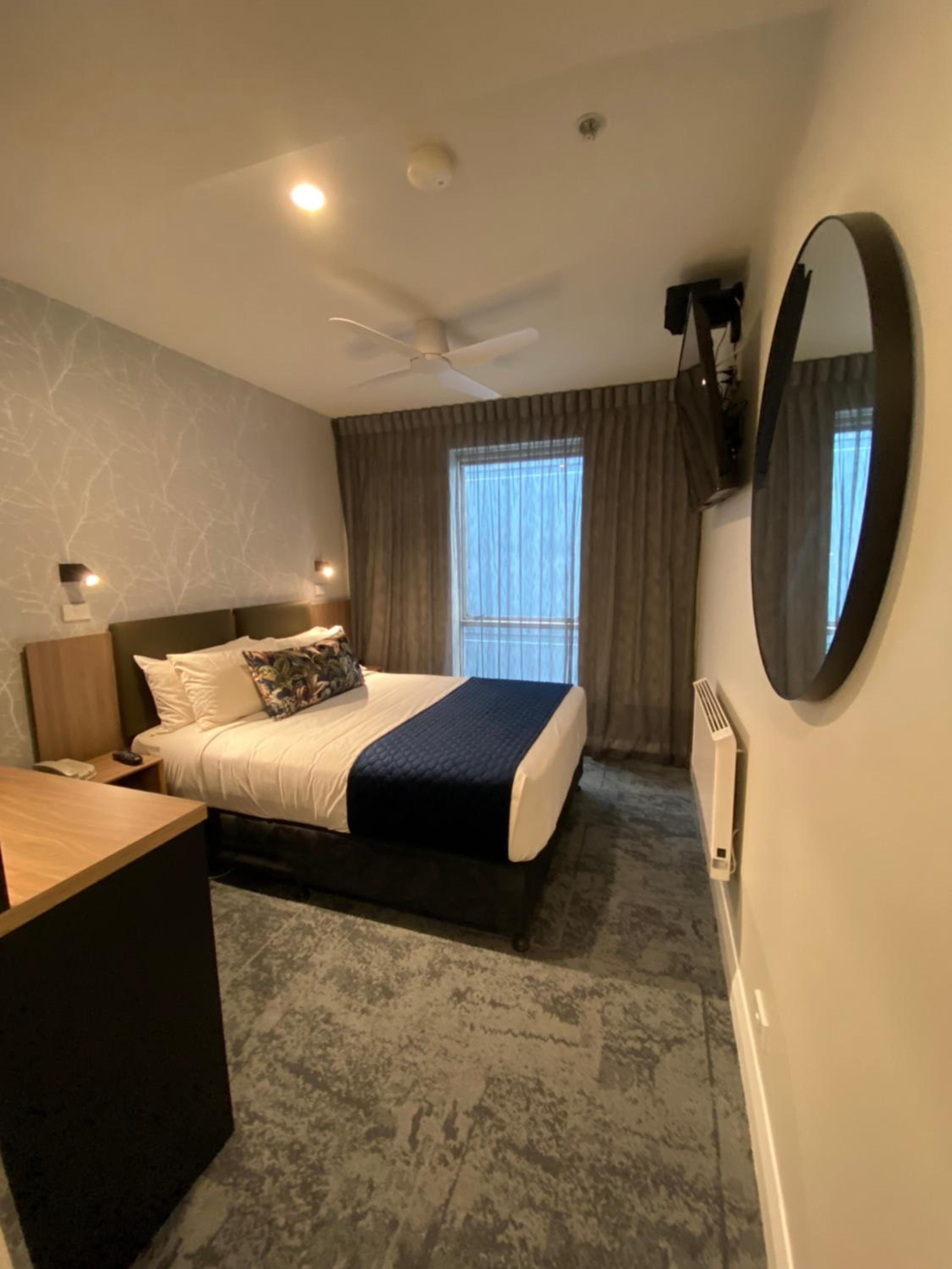 Deluxe Double Room - Photo 17