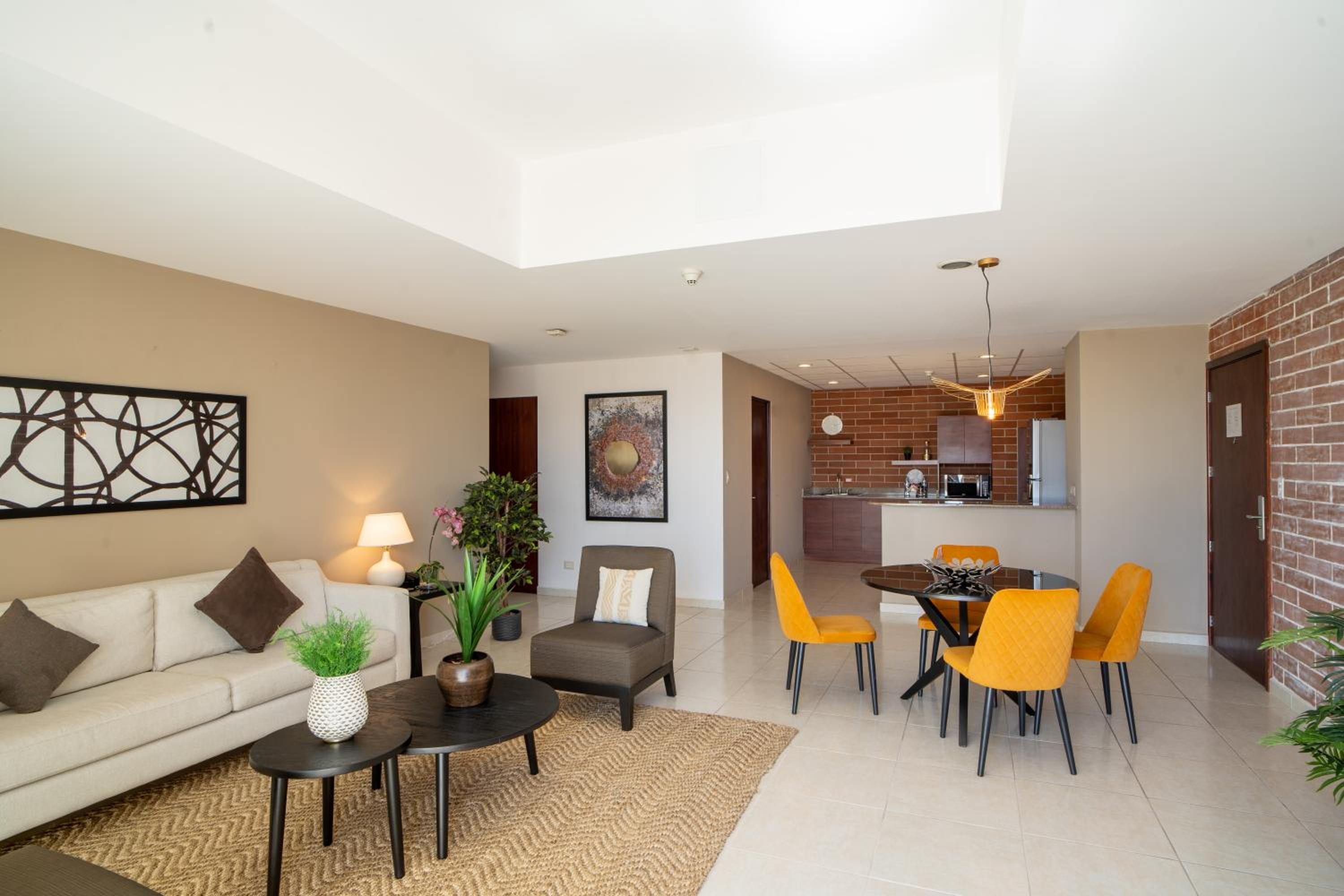 Deluxe Apartment