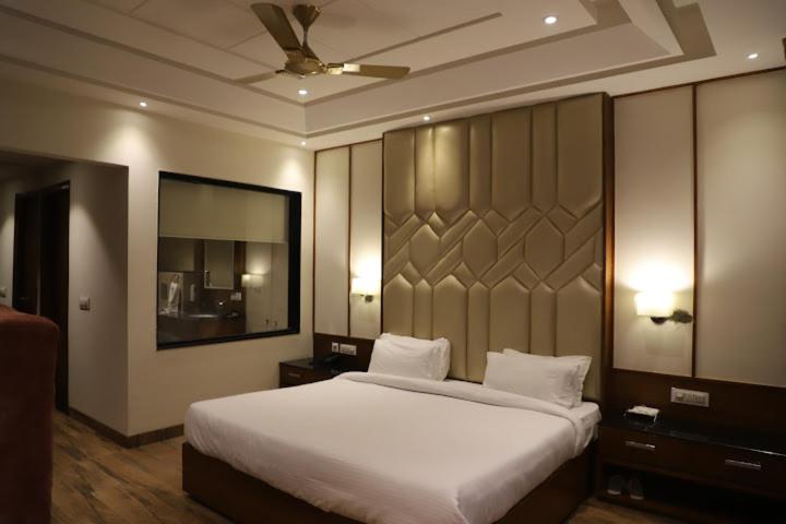 Executive Suite photo 1
