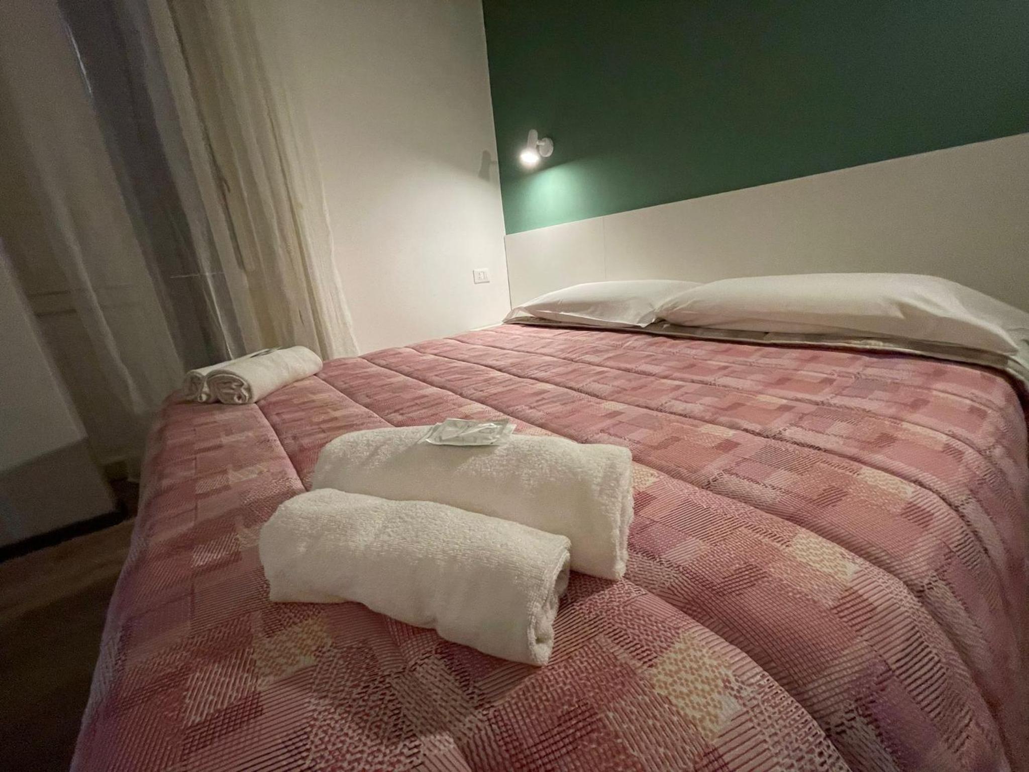 Budget Double or Twin Room photo 2