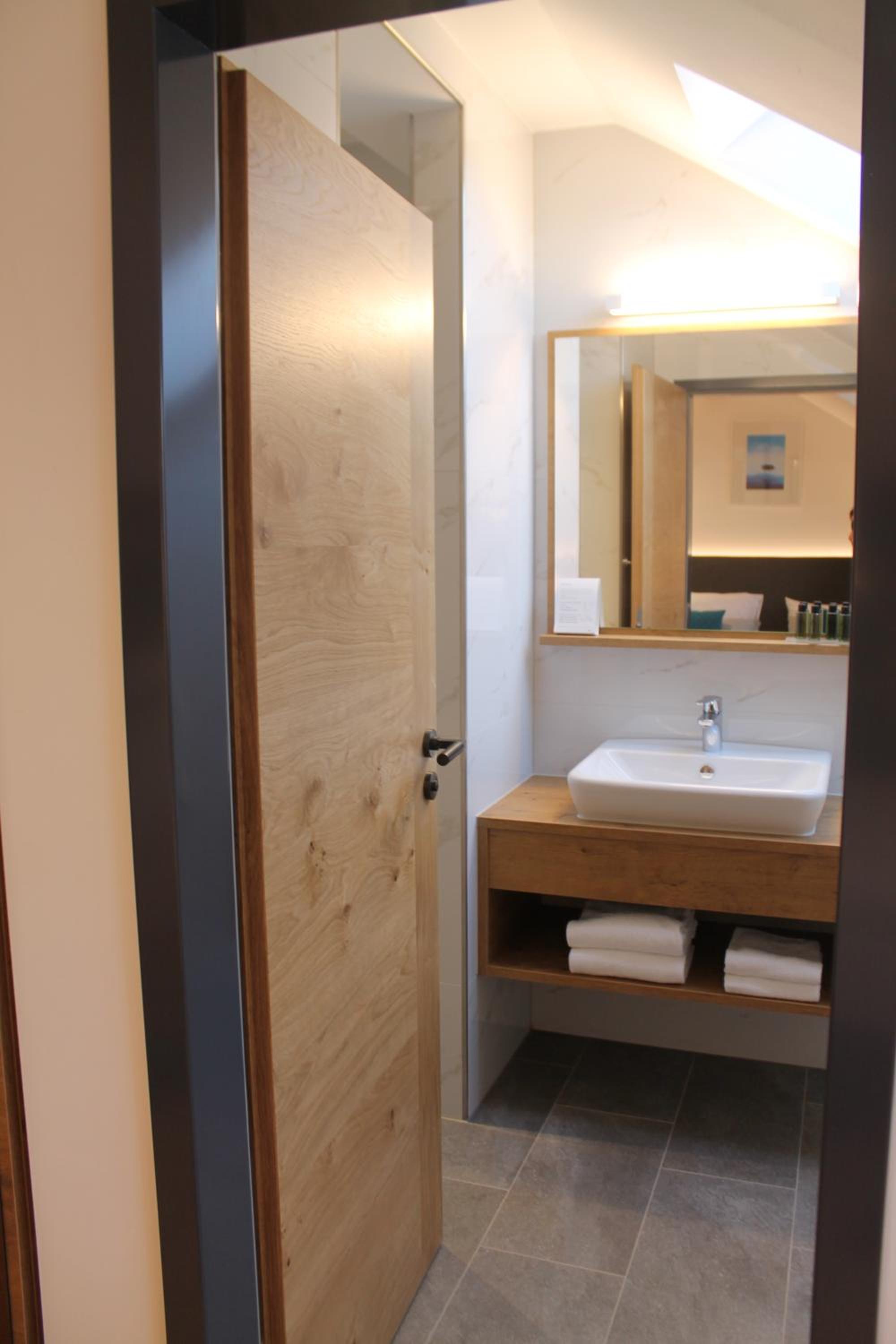 Double Room - Photo 7