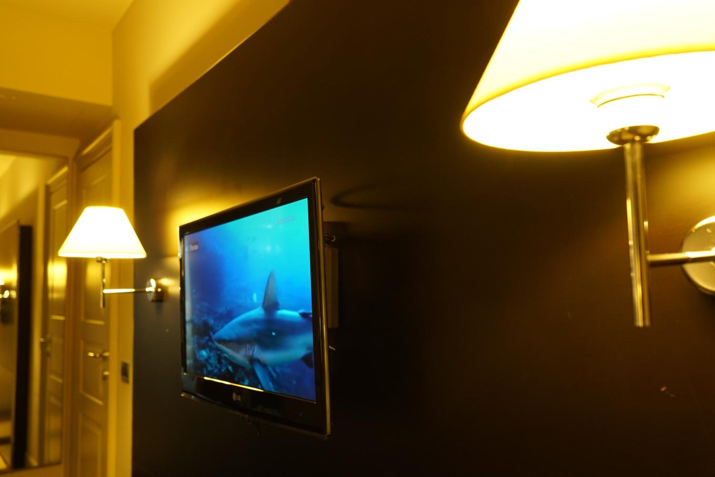 Double Room - Photo 3