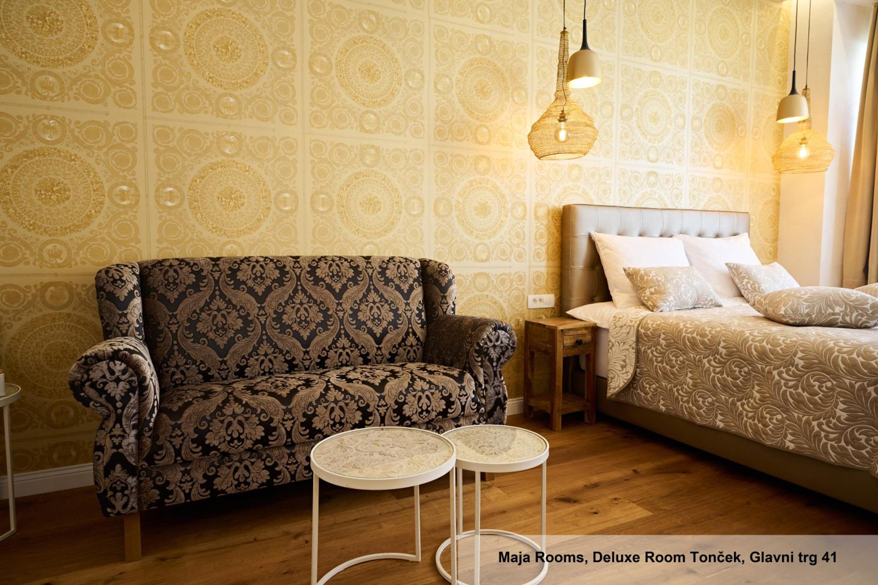 Deluxe Double Room - Photo 10