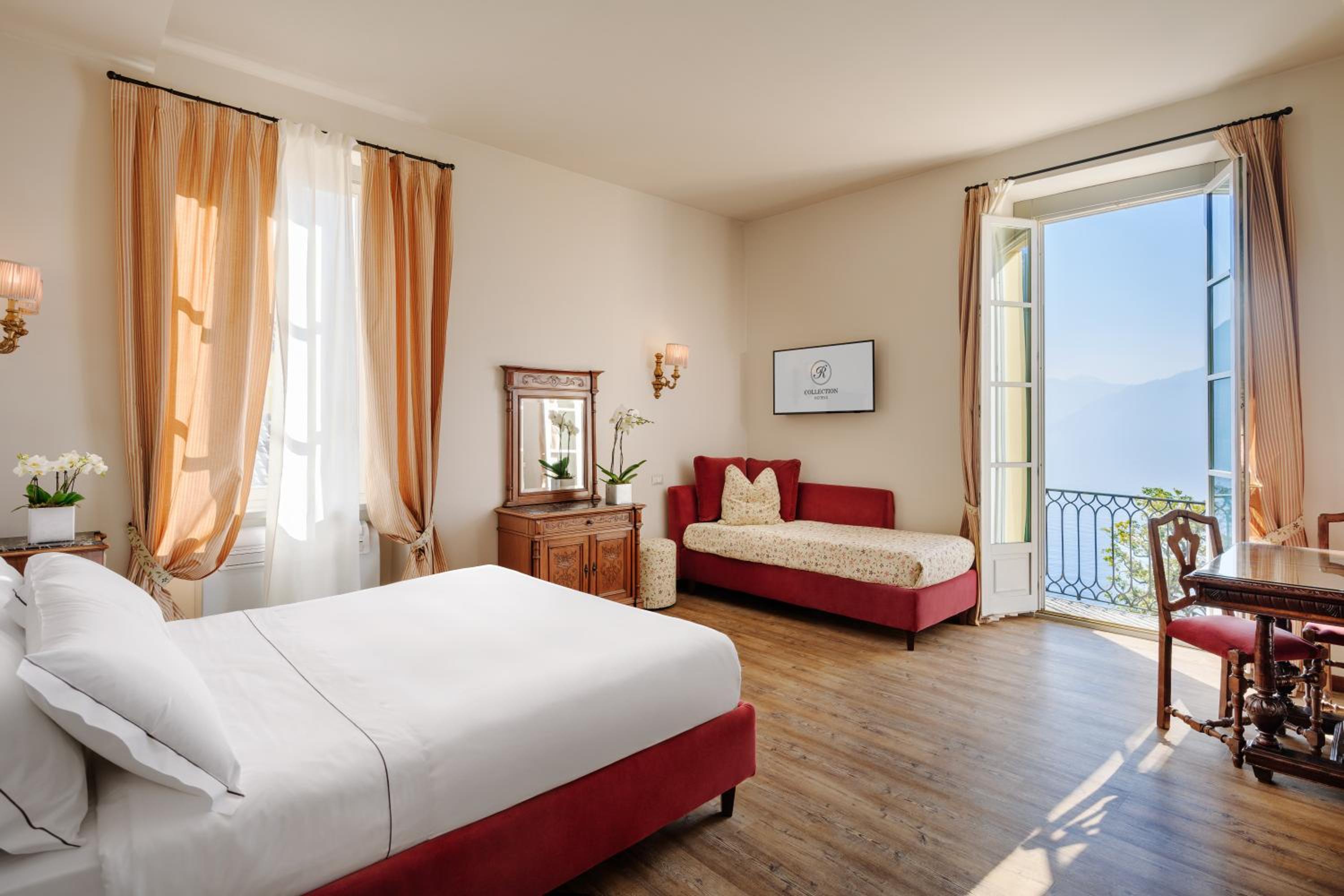 Junior Suite with Lake View - Photo 4