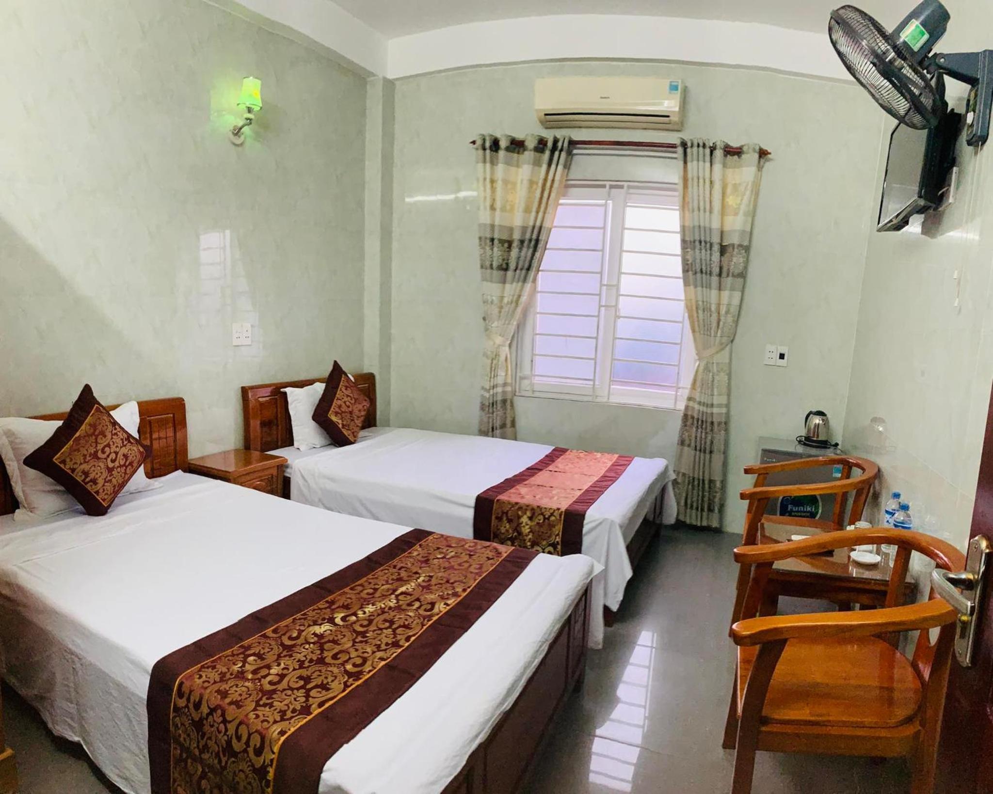 Deluxe Room (2 Adults + 1 Child) photo 3