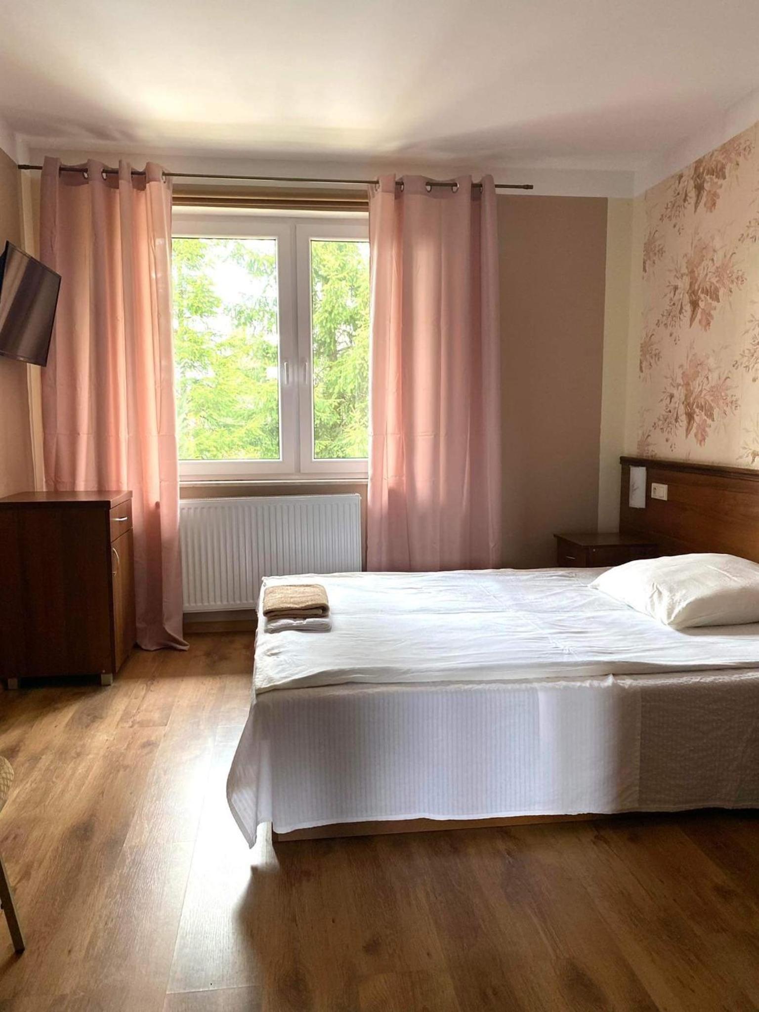 Standard Twin Room photo 2