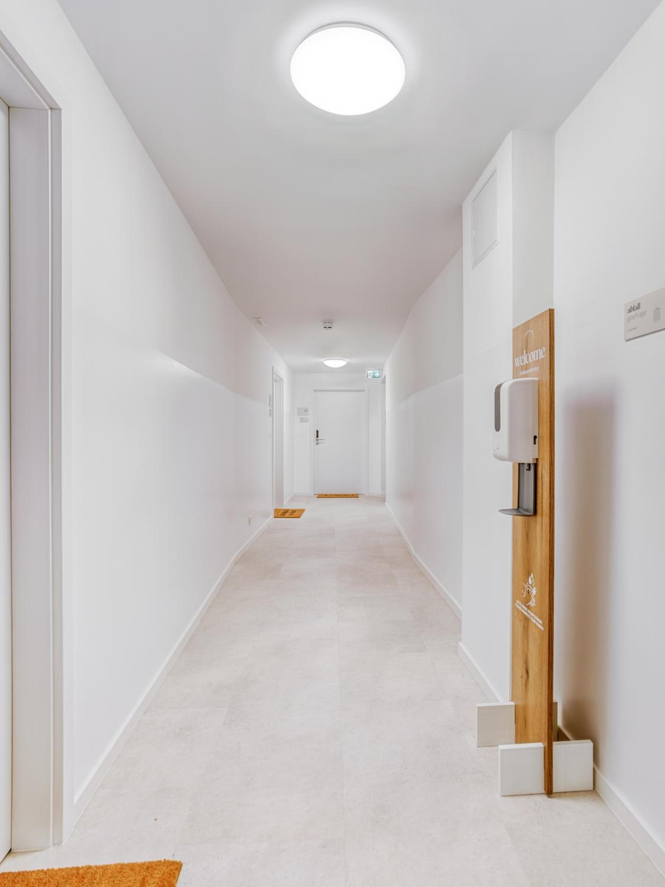 Suite M - Photo 18