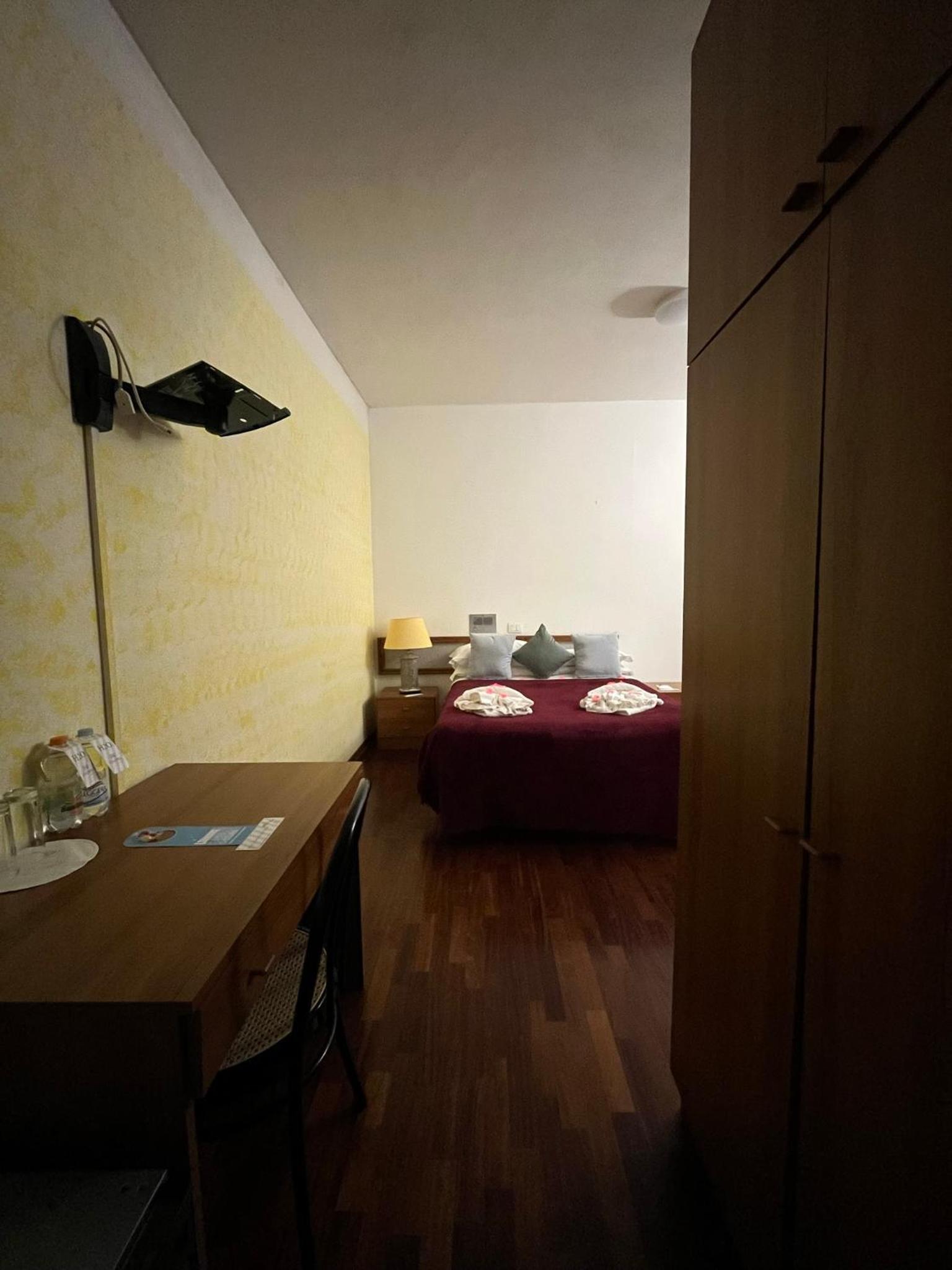 Deluxe Quadruple Room photo 3