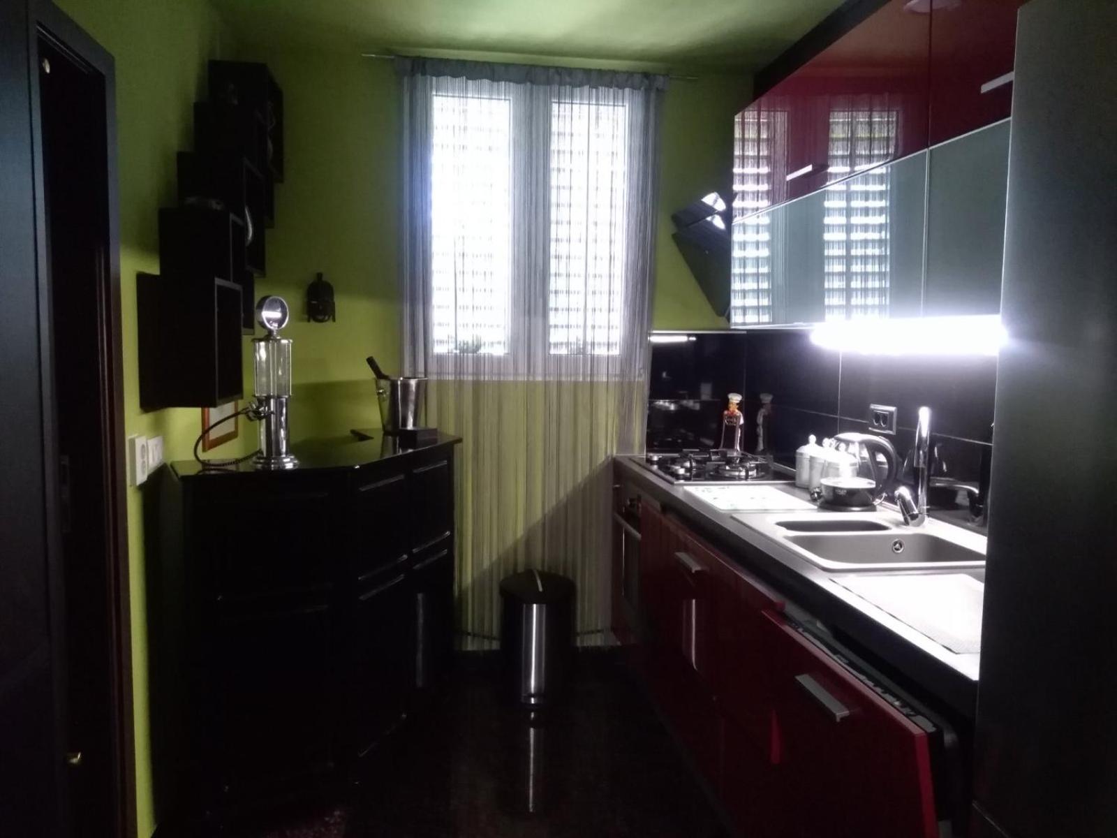 One-Bedroom Apartment - Photo 6