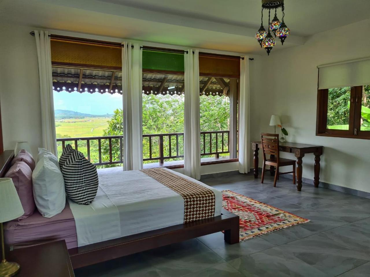 Raya Villa photo 3