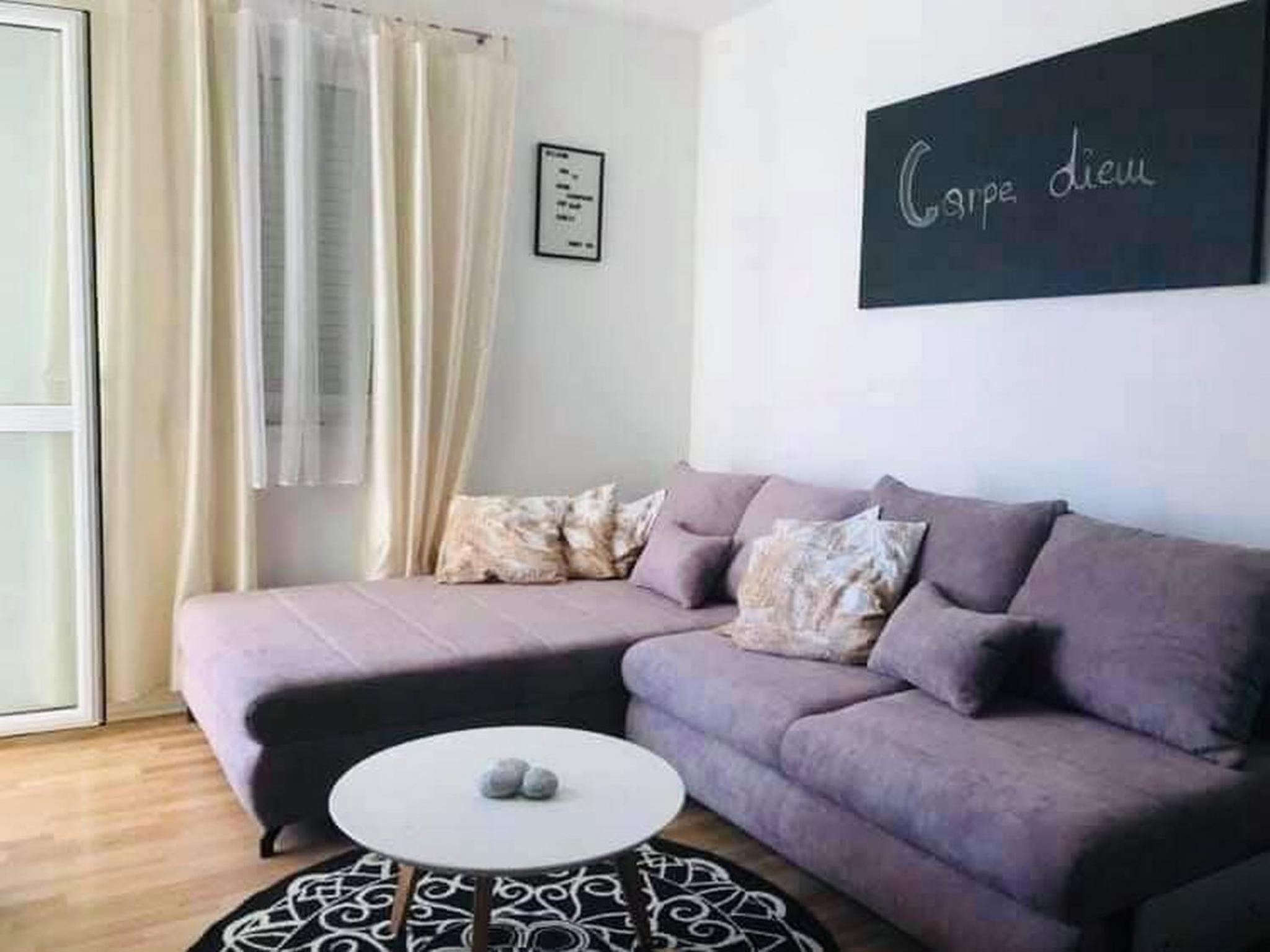 One Bedroom Apartment with Balcony and Sea View