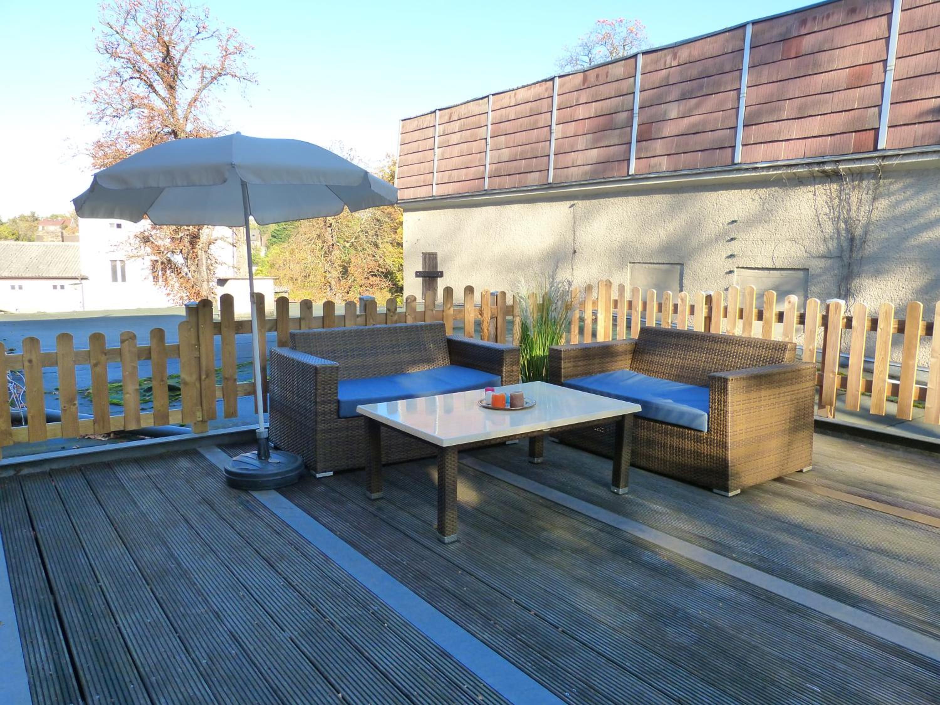 Four-Bedroom Apartment with Balcony  photo 3