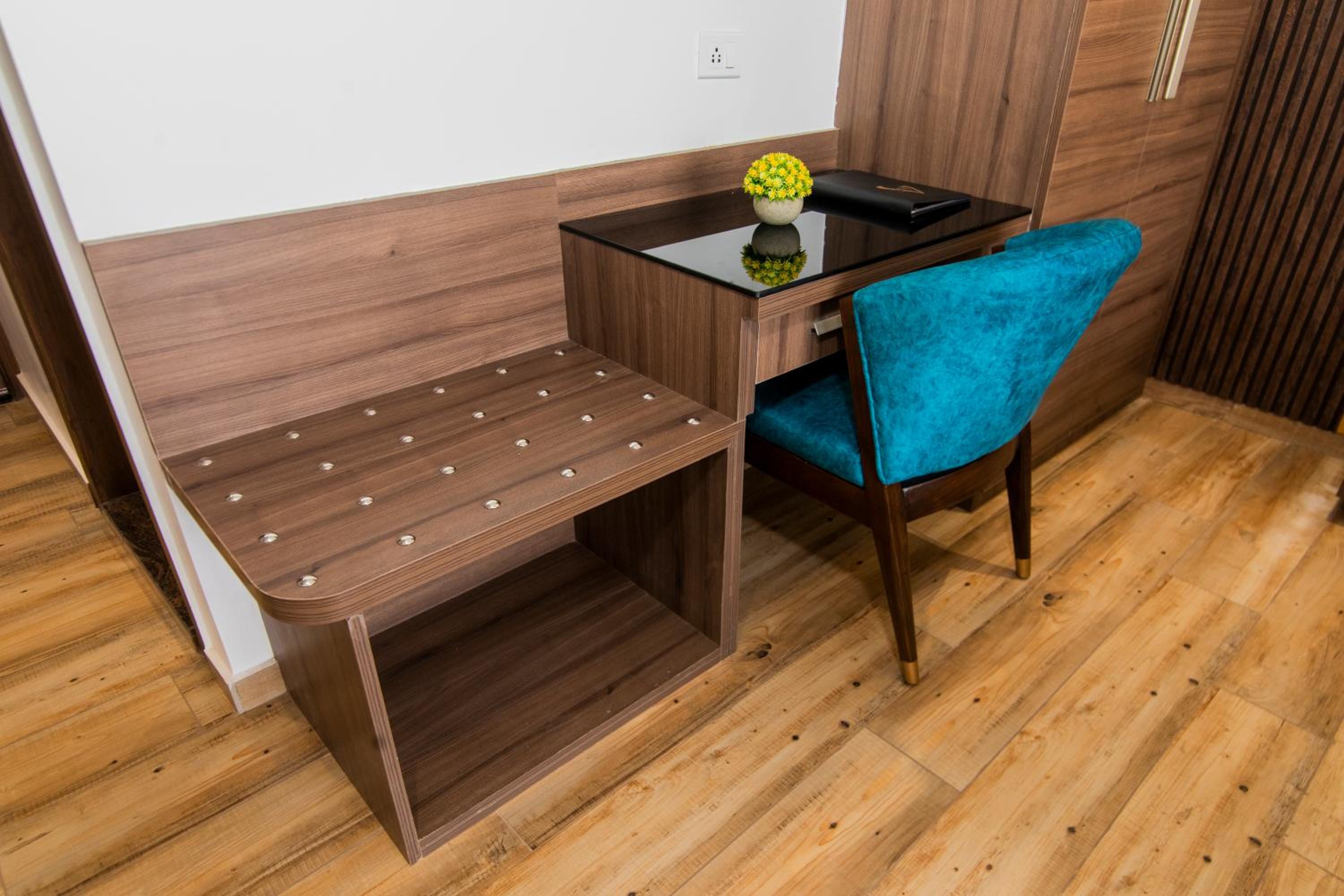 Deluxe Double or Twin Room with Mountain View - Photo 15