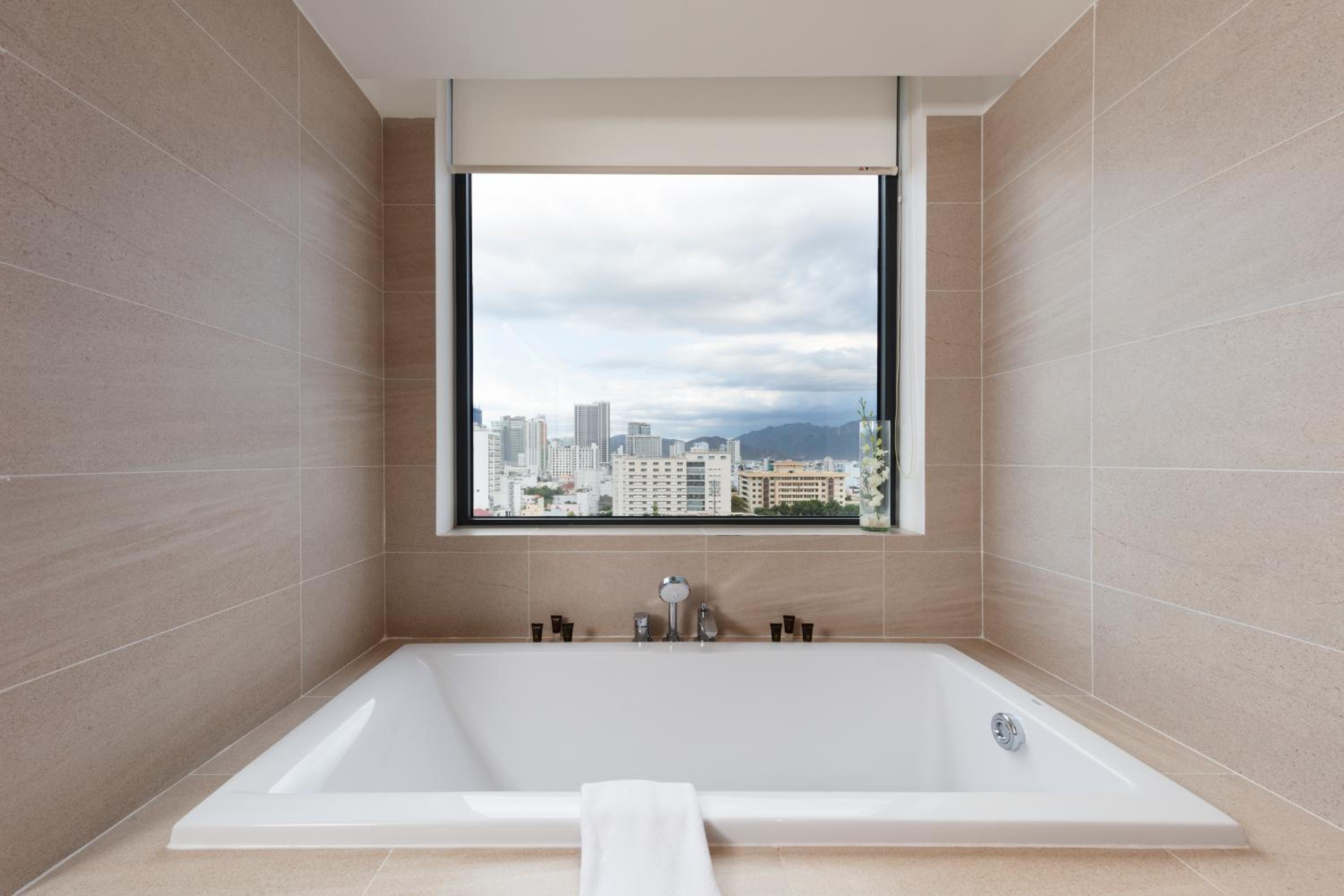 Grand Deluxe Sea View - Photo 6