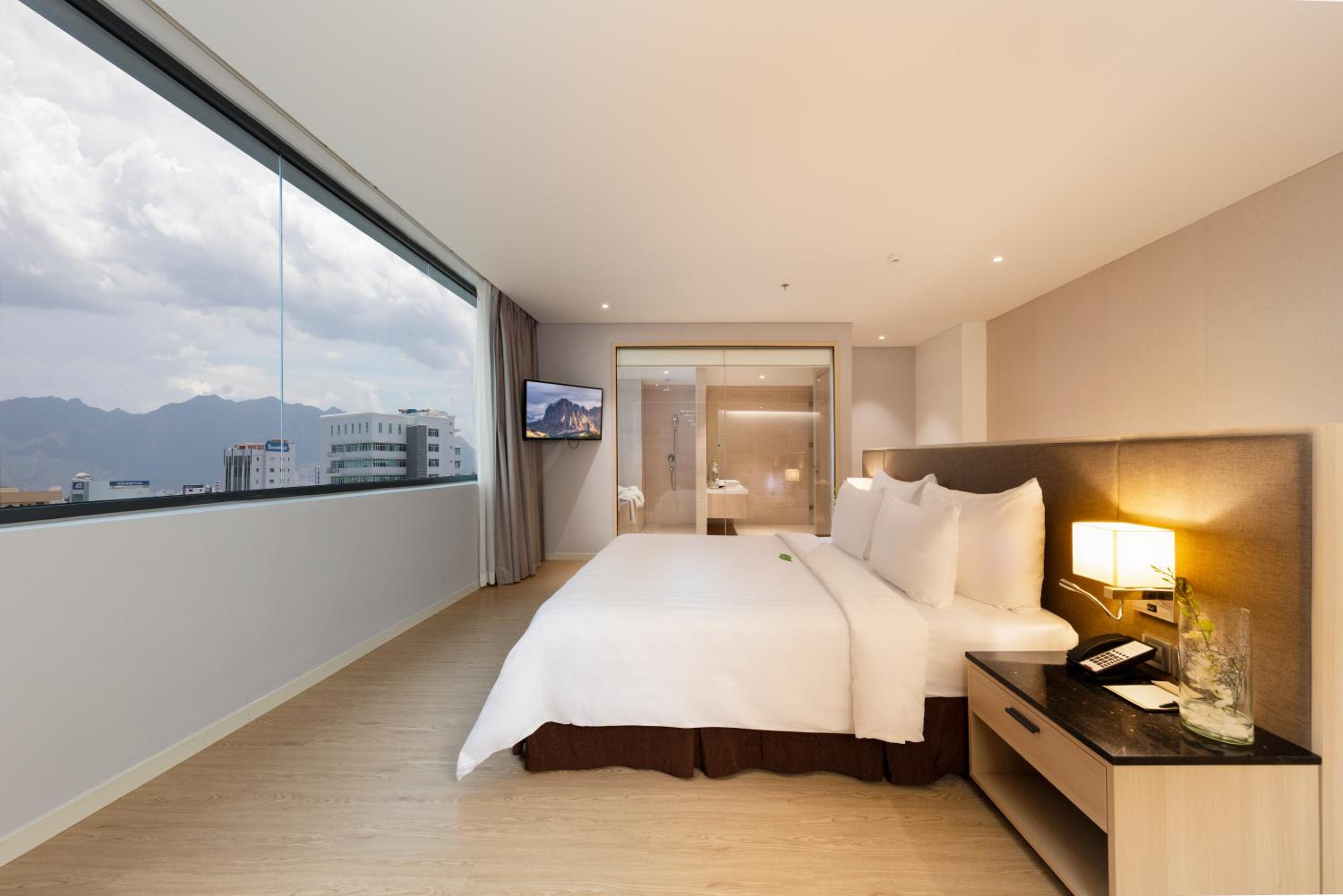 Grand Deluxe Sea View - Photo 3