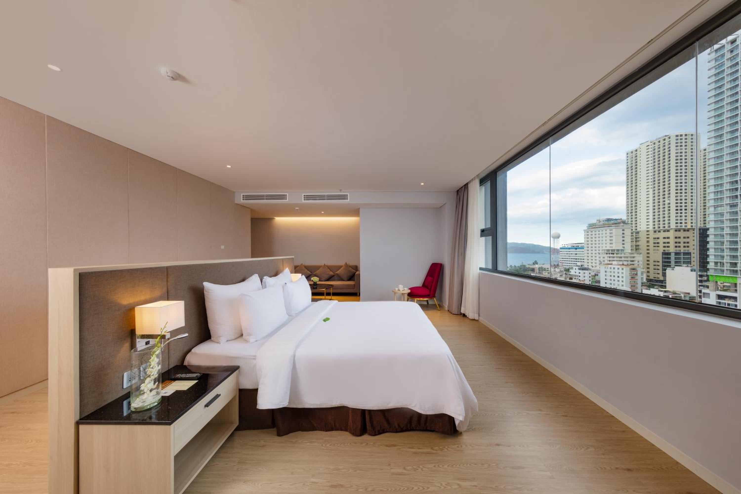 Grand Deluxe Sea View - Photo 8