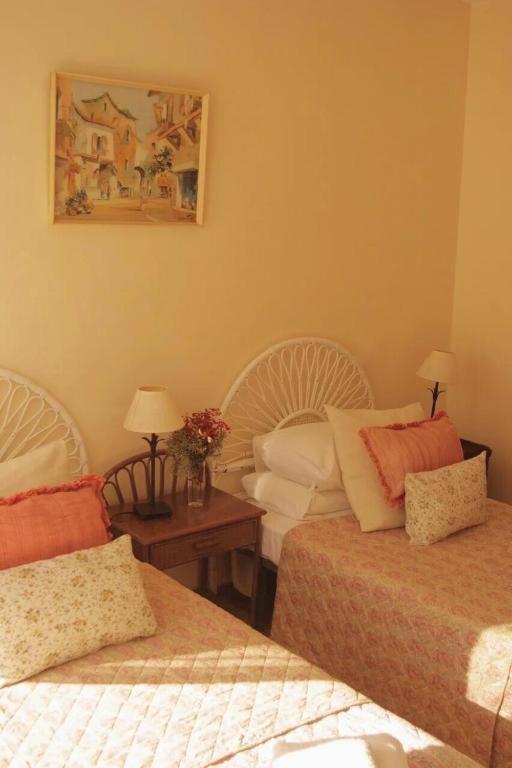 Habitación Estándar con Dos Camas Individuales