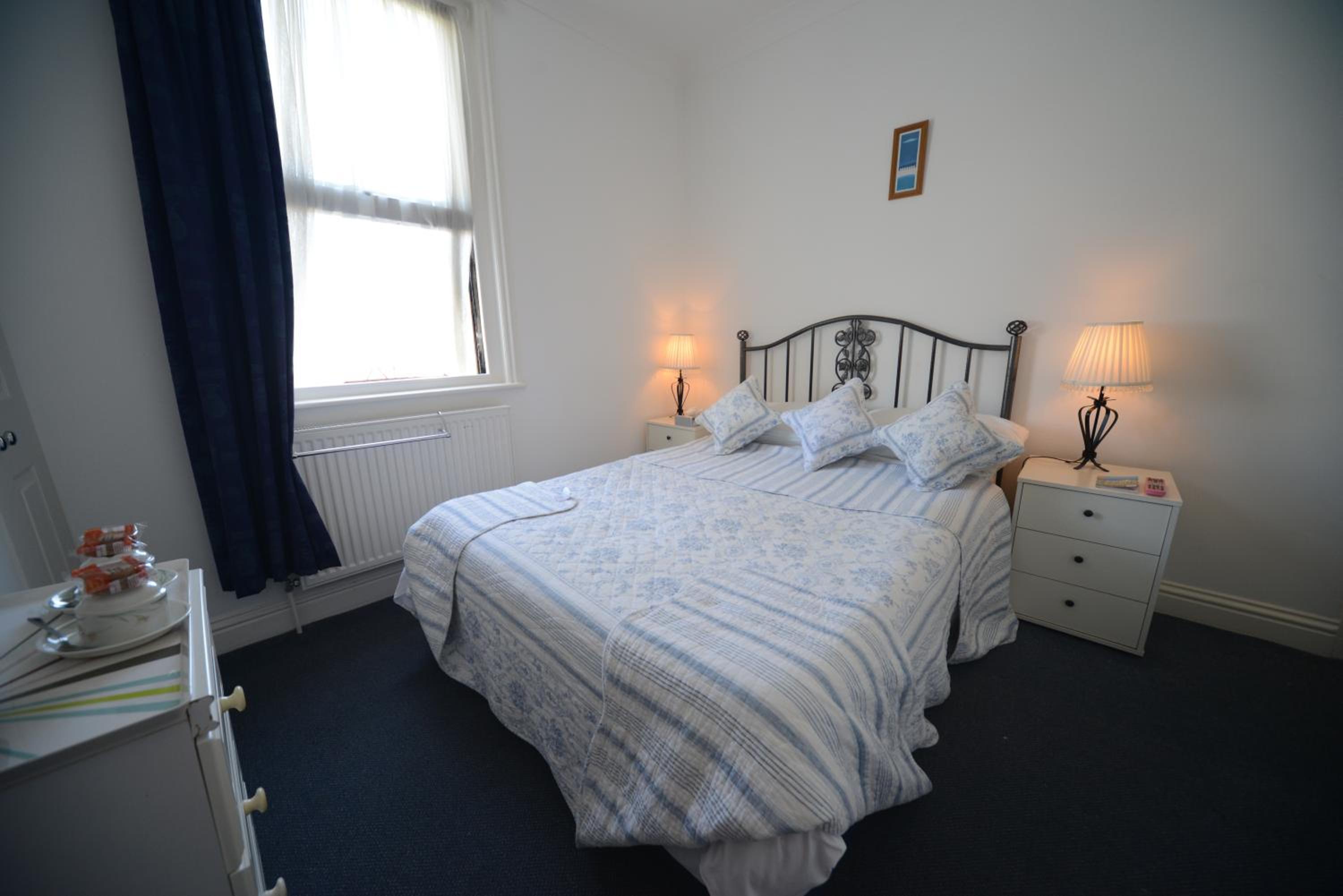 Double Room - Photo 2
