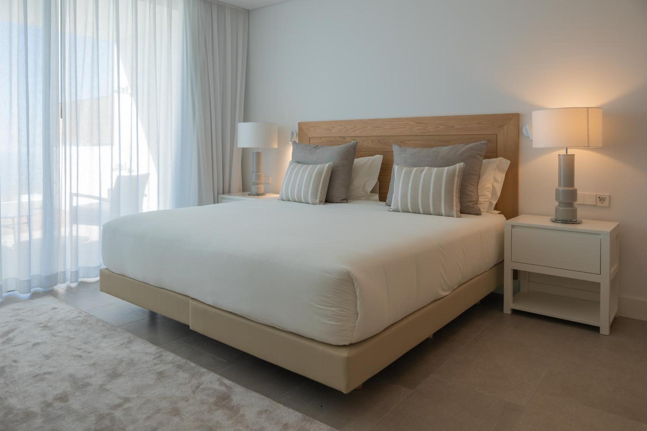 Three-Bedroom Suite with Sea View