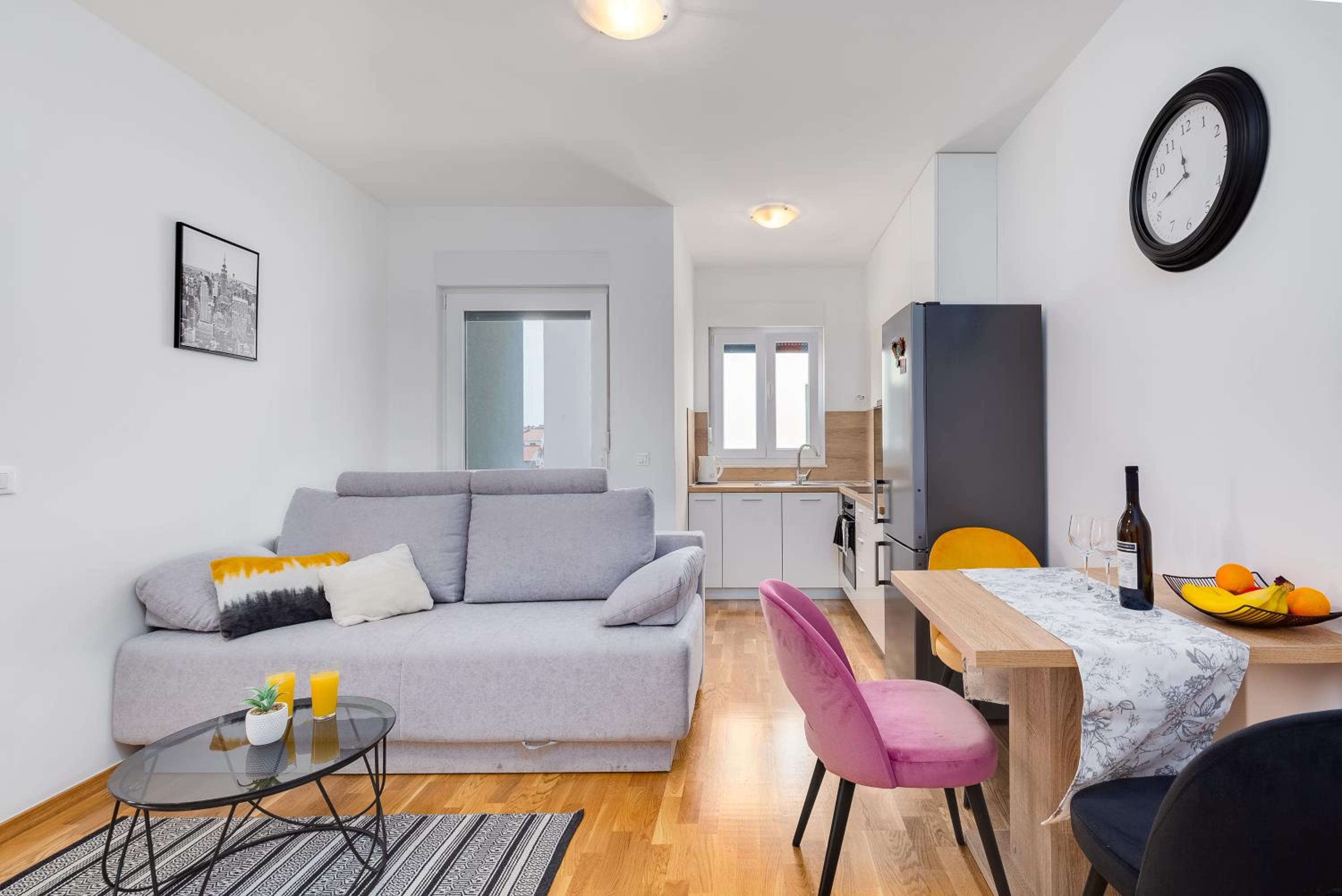 One-Bedroom Apartment