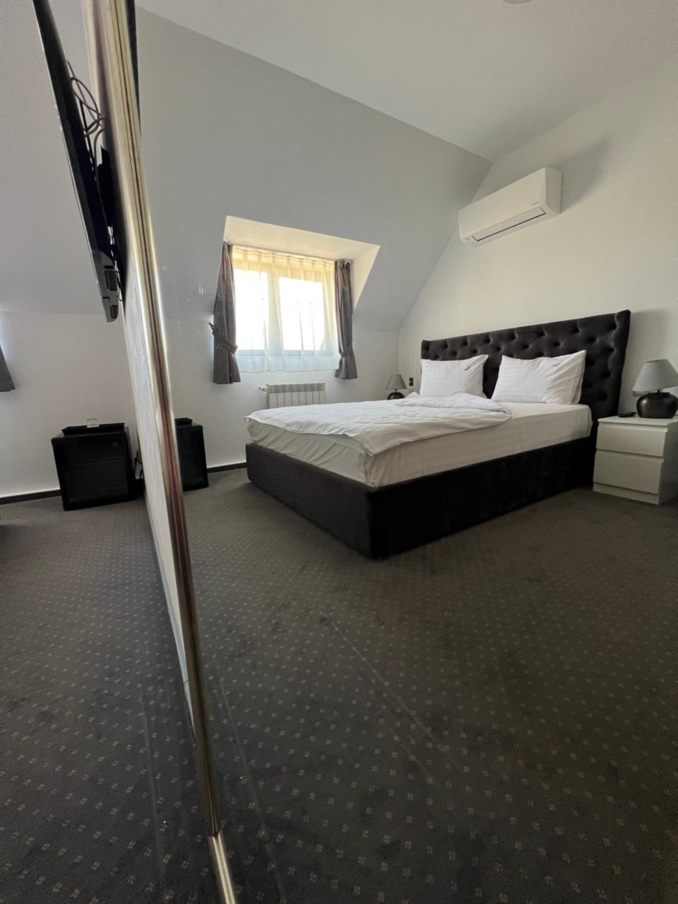Superior Double Room - Photo 17