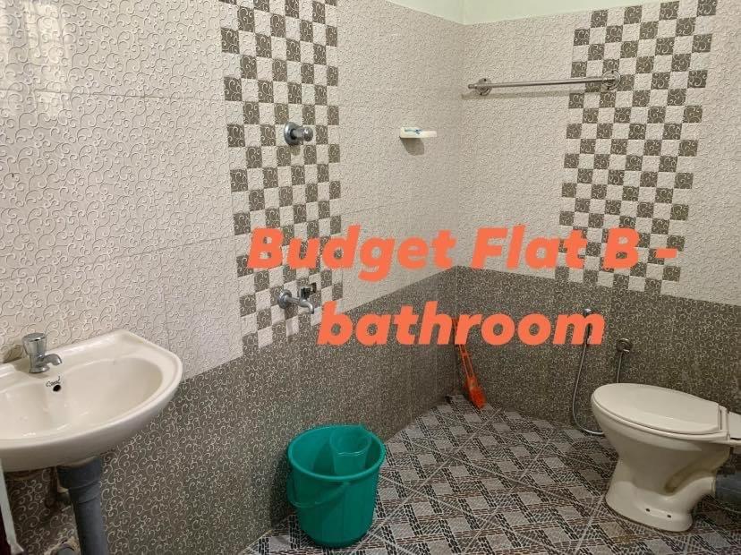 Budget Double Room photo 3