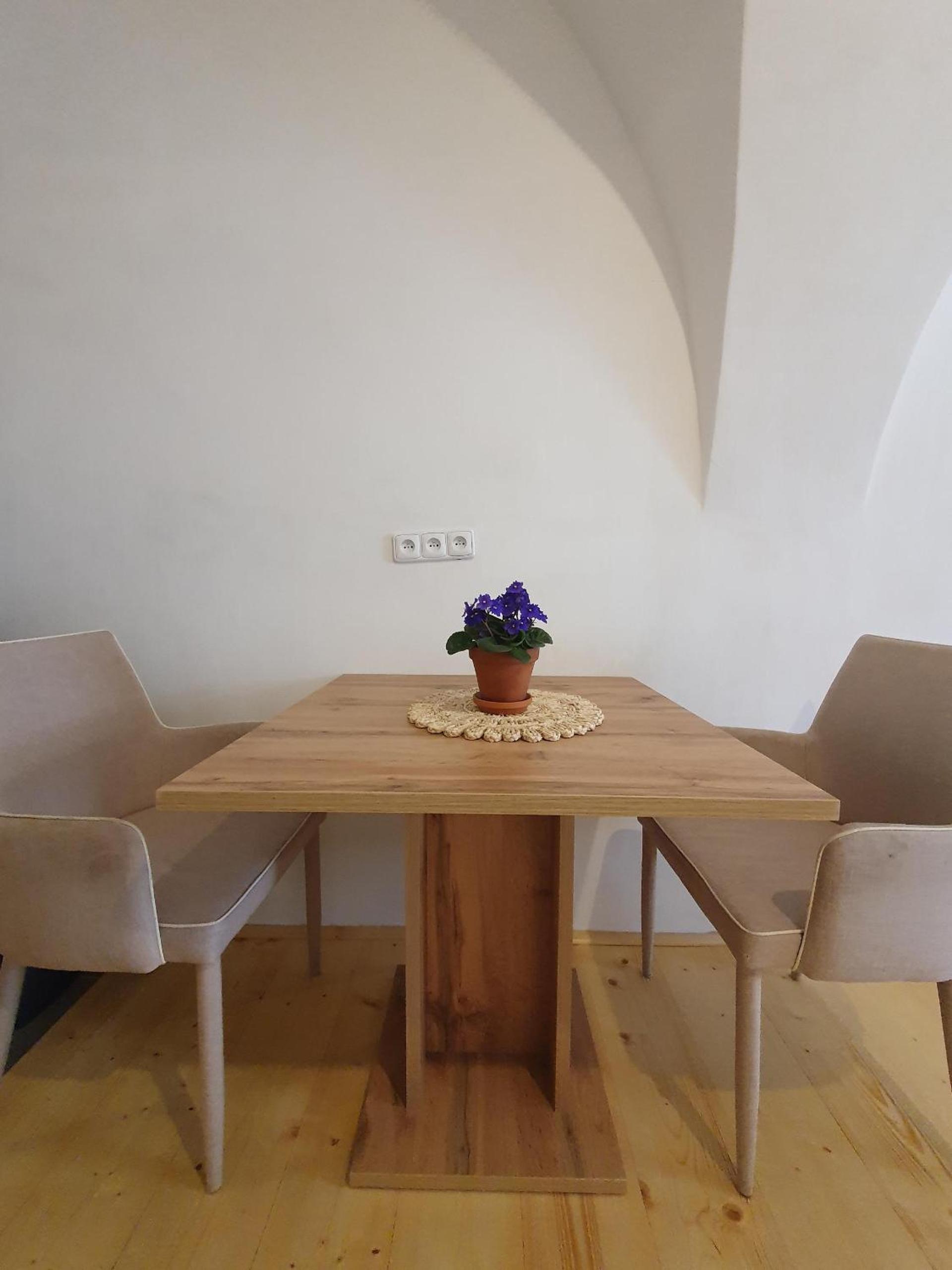 Small Double or Twin Room - Photo 3