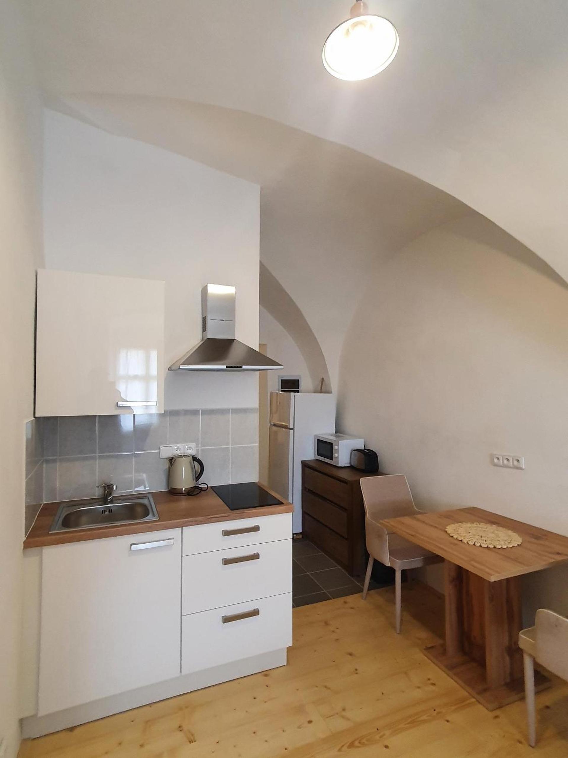 Small Double or Twin Room - Photo 2