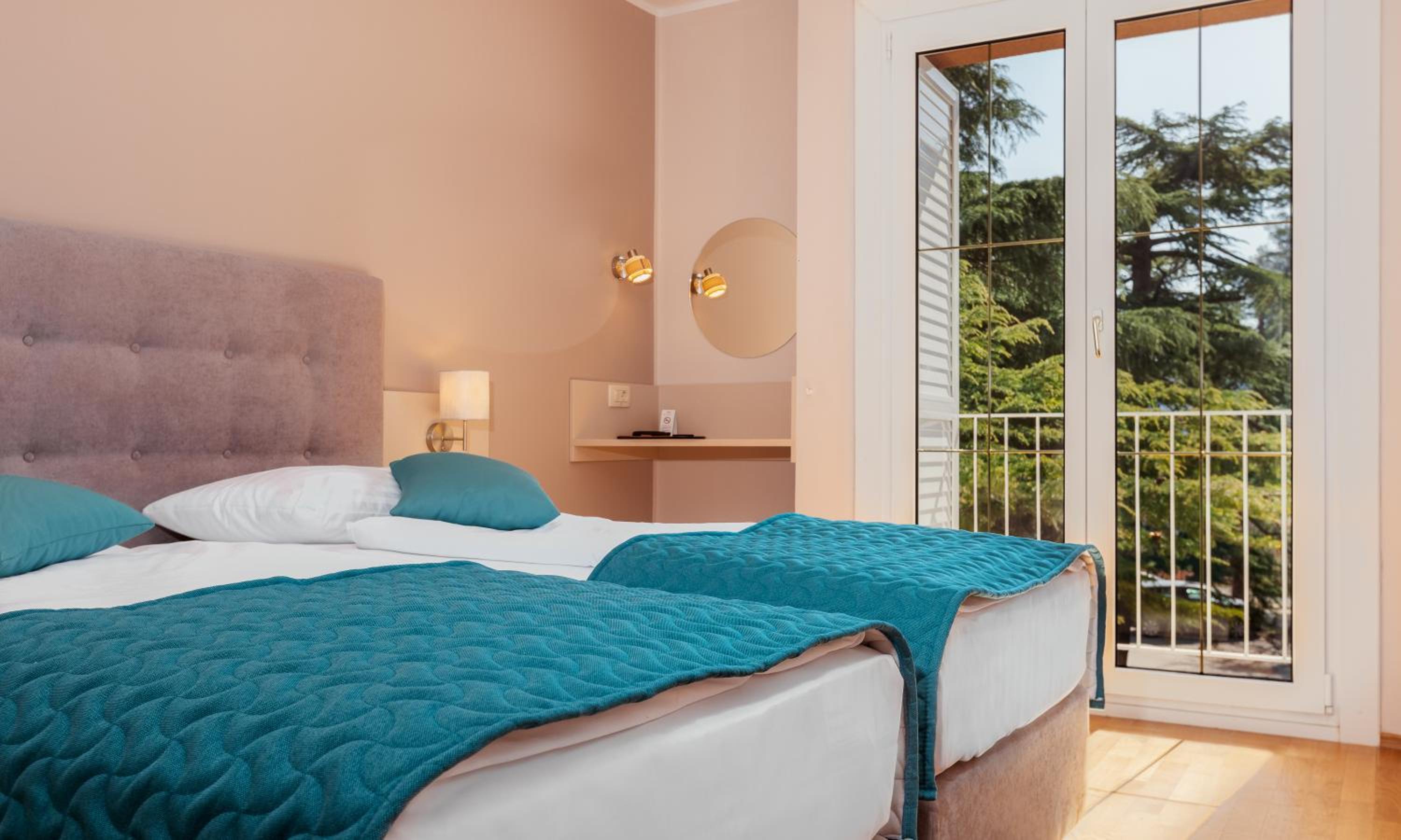 Standard Double or Twin Room (3 Adults) - Photo 5