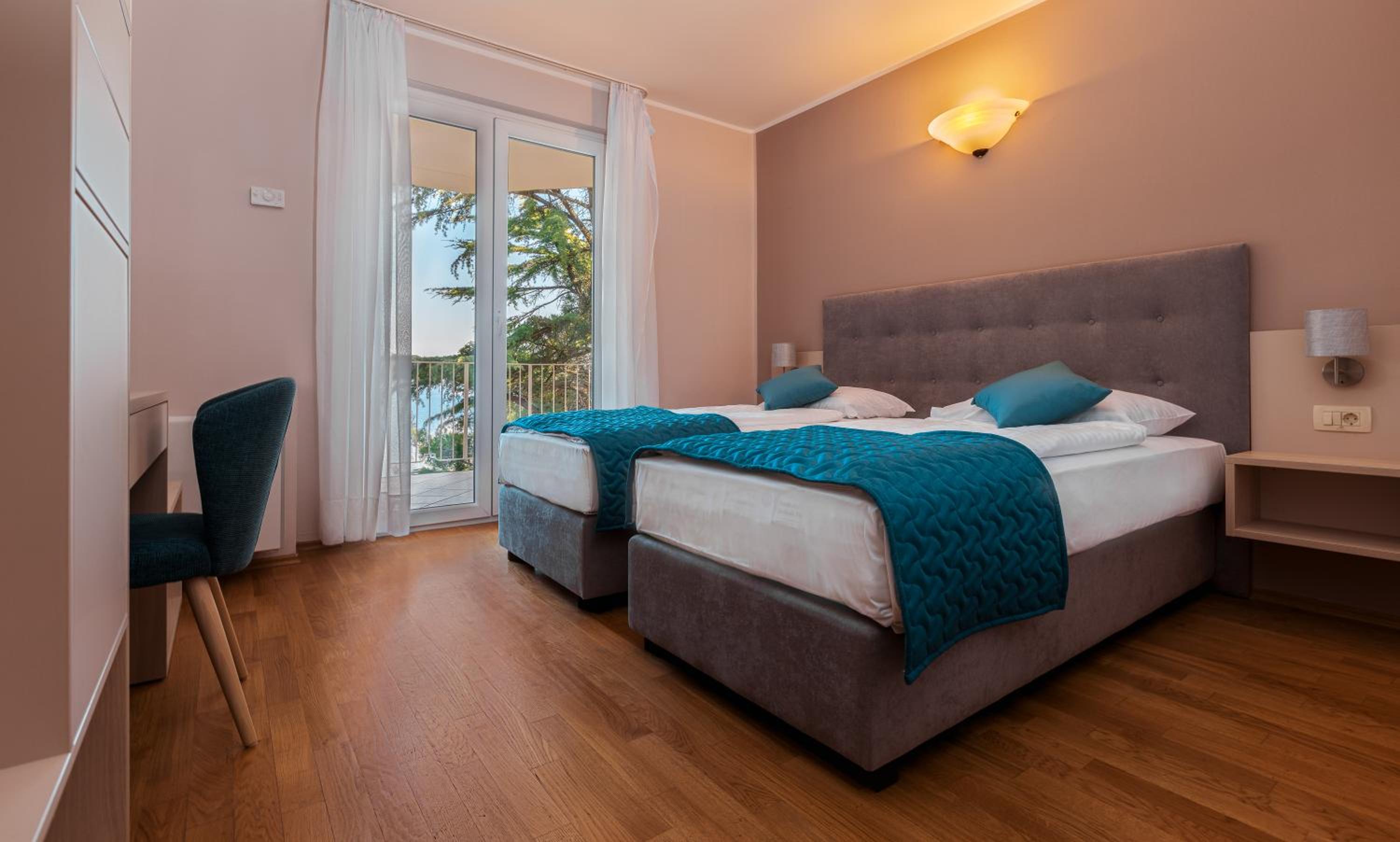 Standard Double or Twin Room with Balcony (2 Adults) - Photo 1