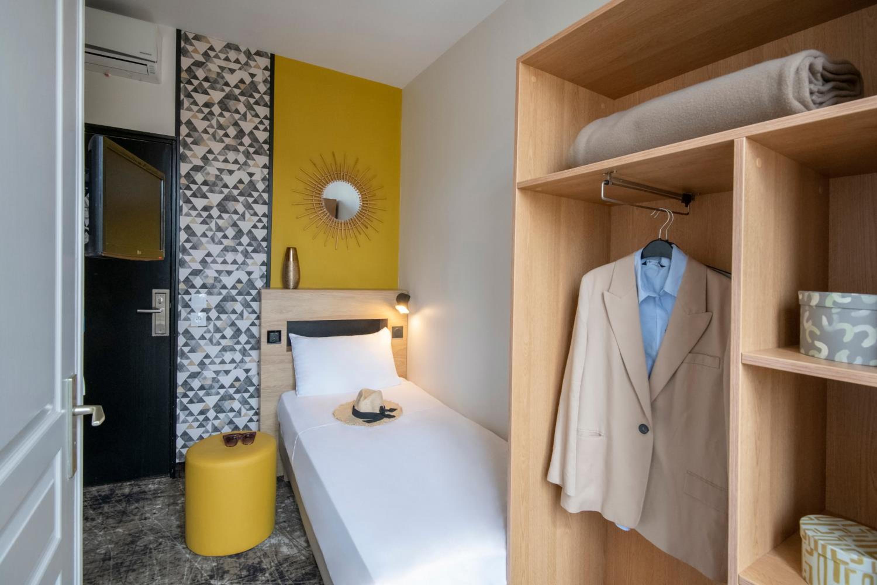 Single Room