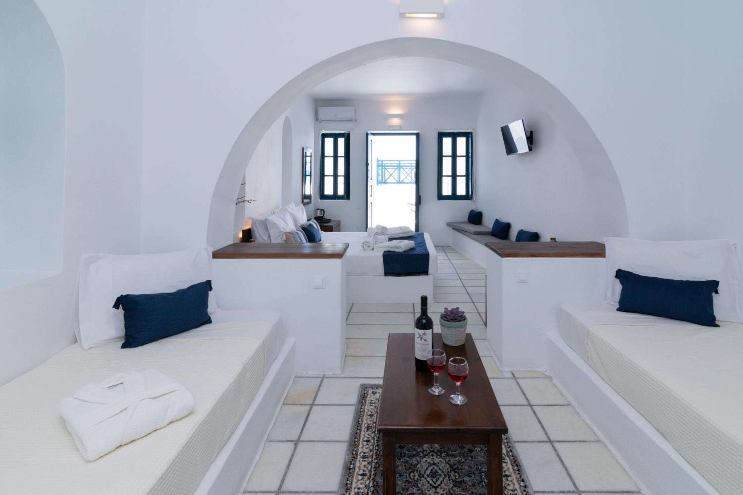 Junior Suite with Terrace - Photo 6