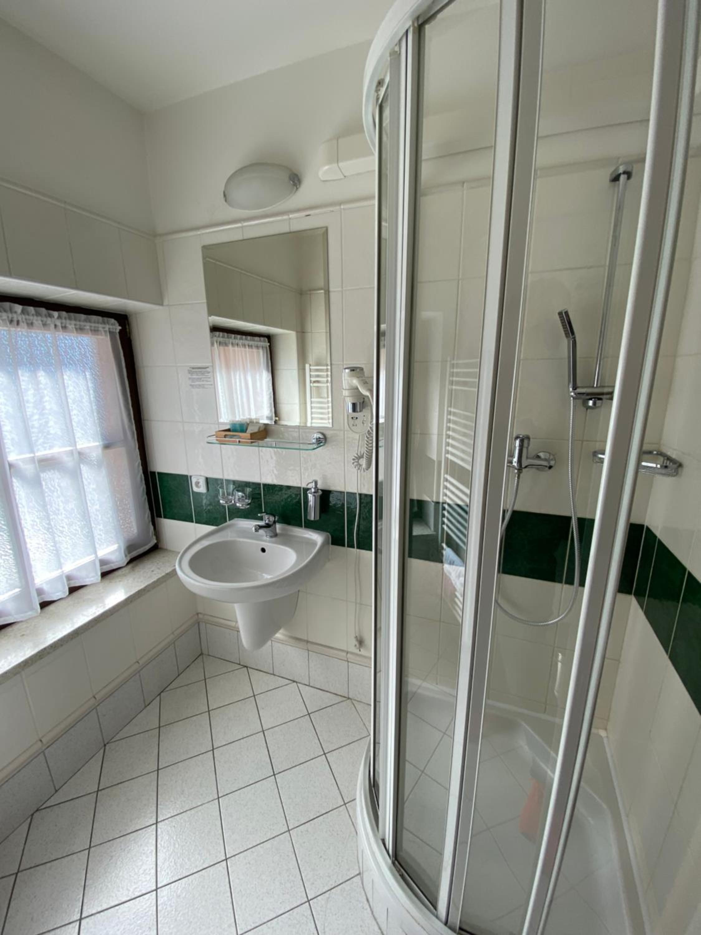 Double Room - Photo 2