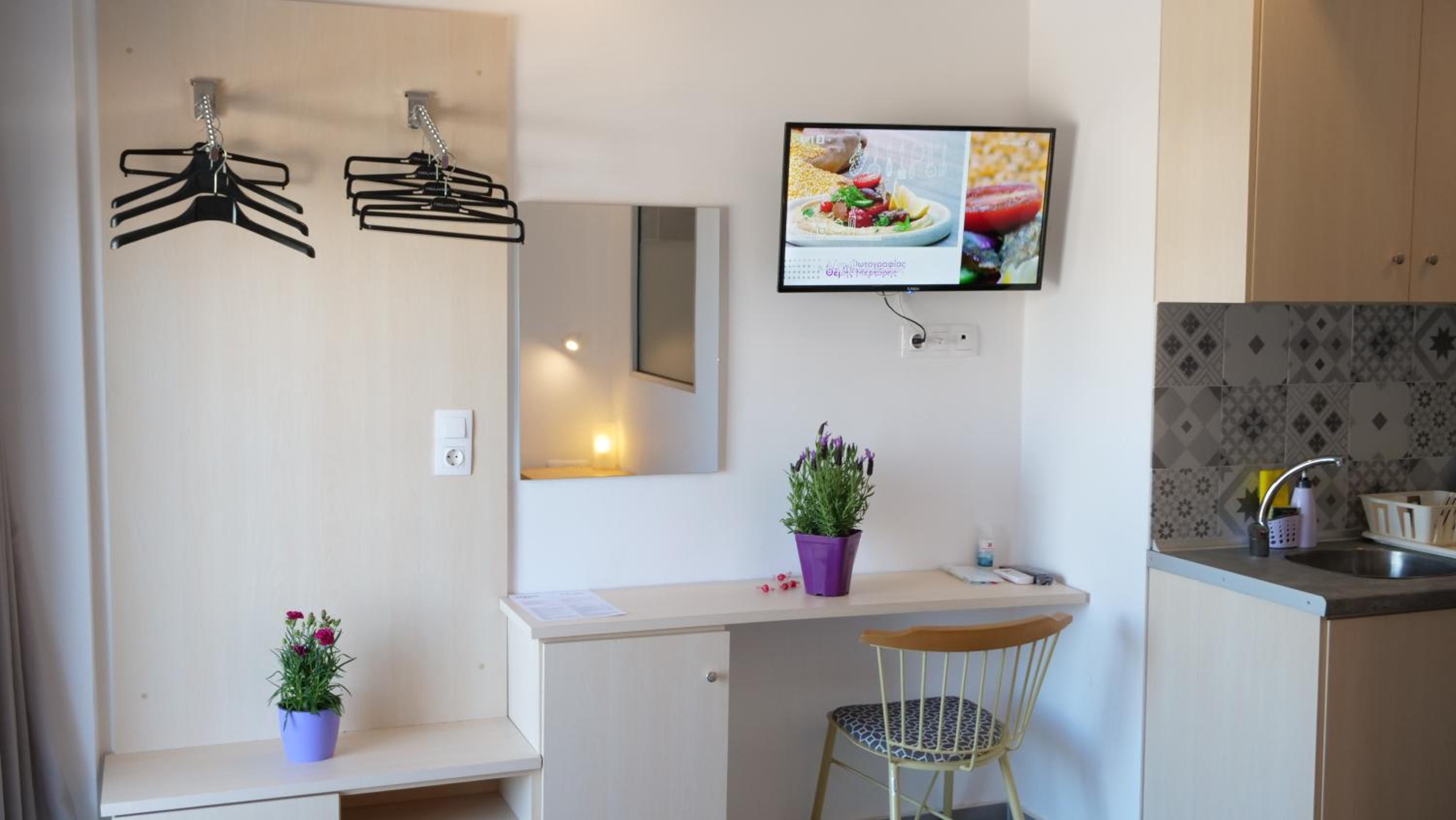 Deluxe Double Room with Balcony and Sea View photo 1