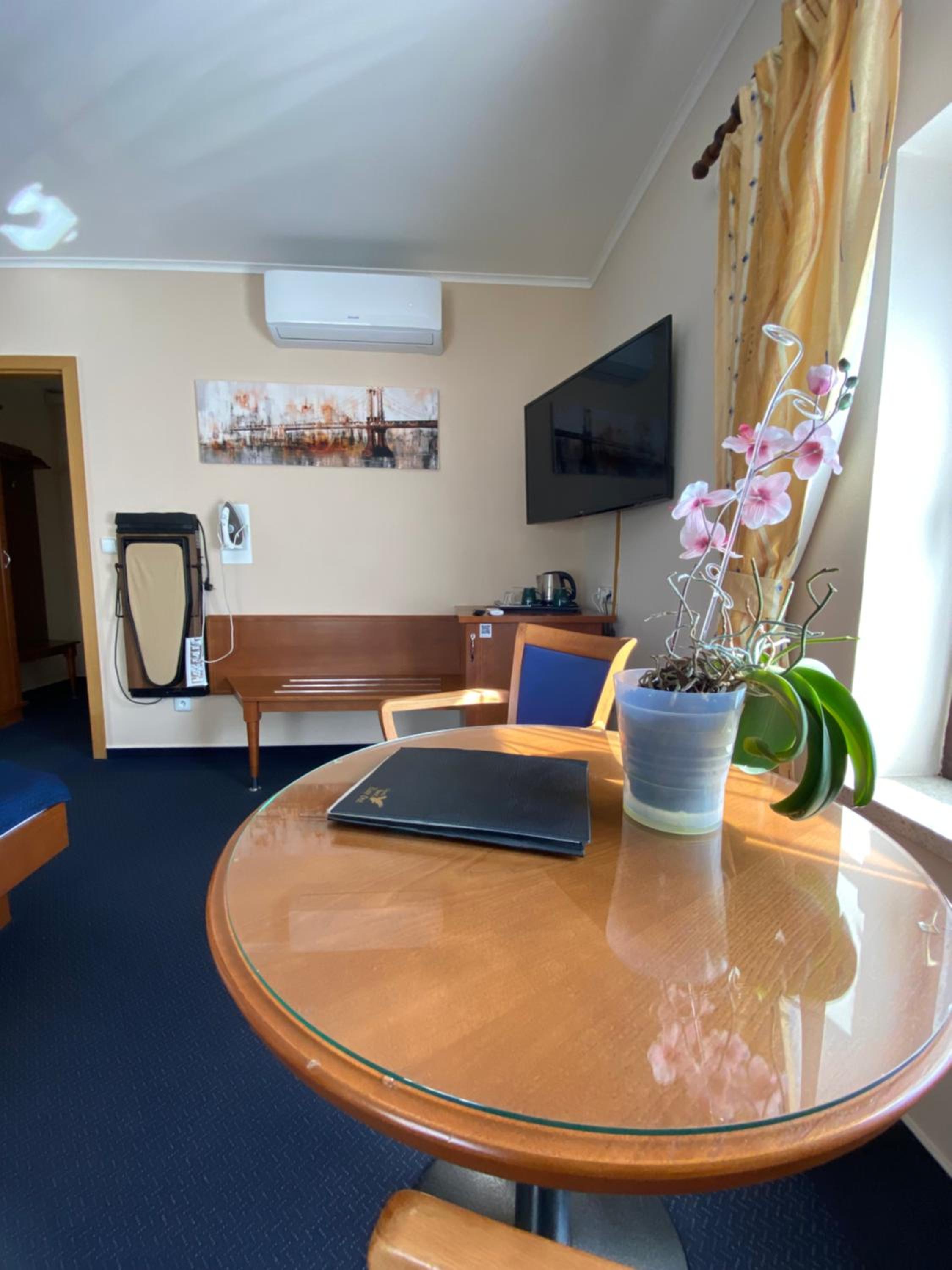 Double Room - Photo 8