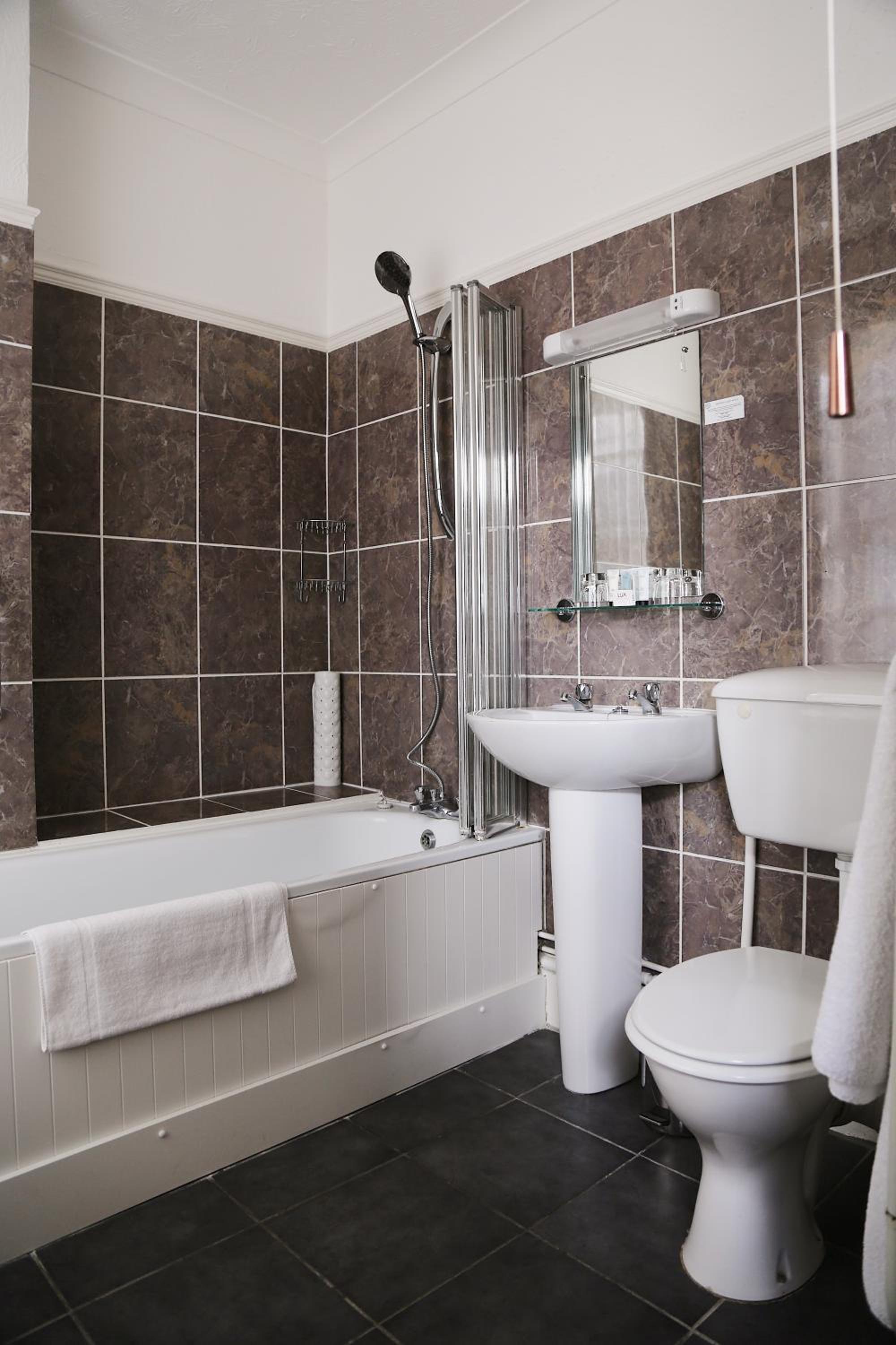 Double Room with Private Bathroom photo 3