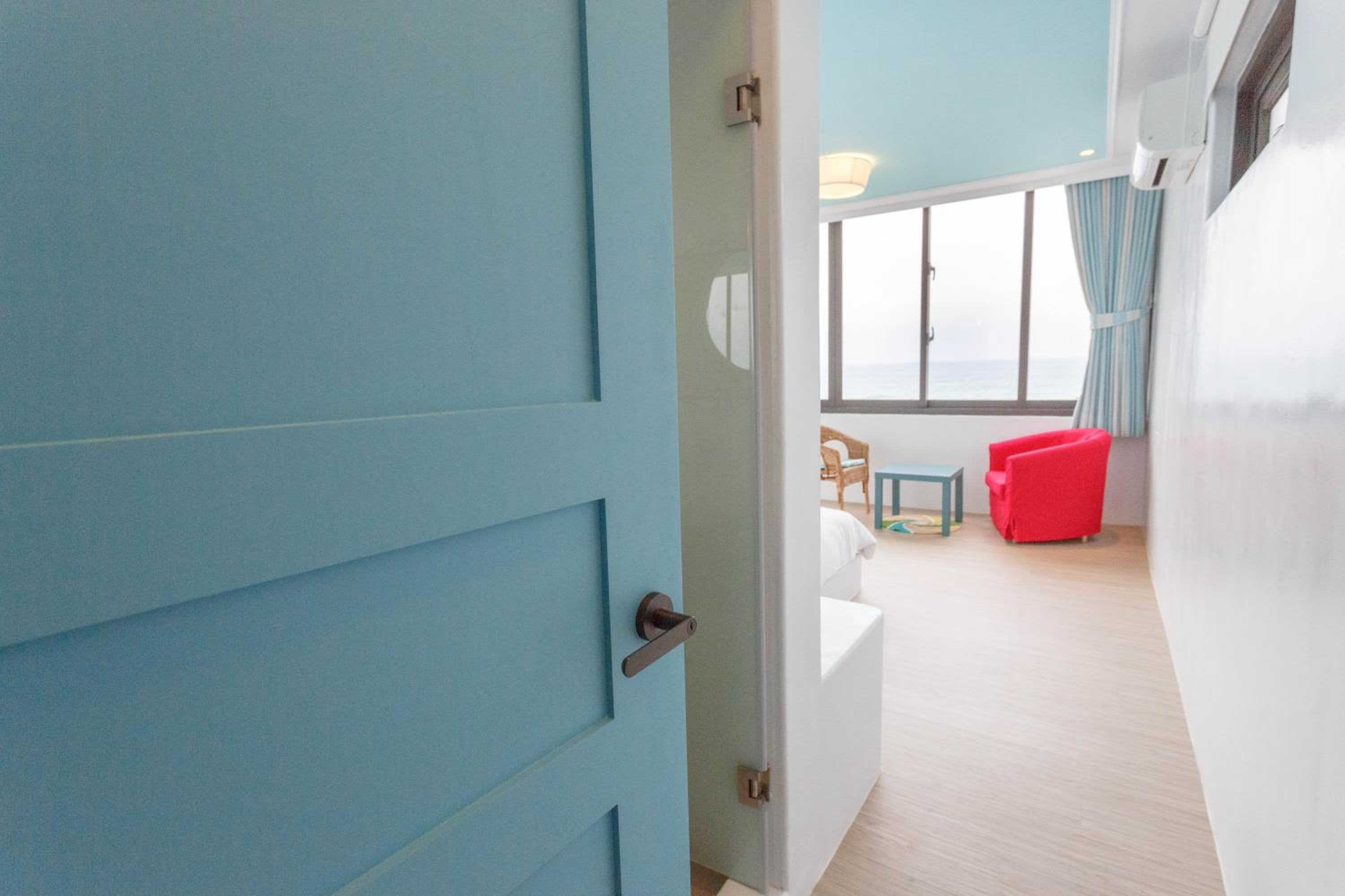 Deluxe Double Room with Sea View - Photo 2